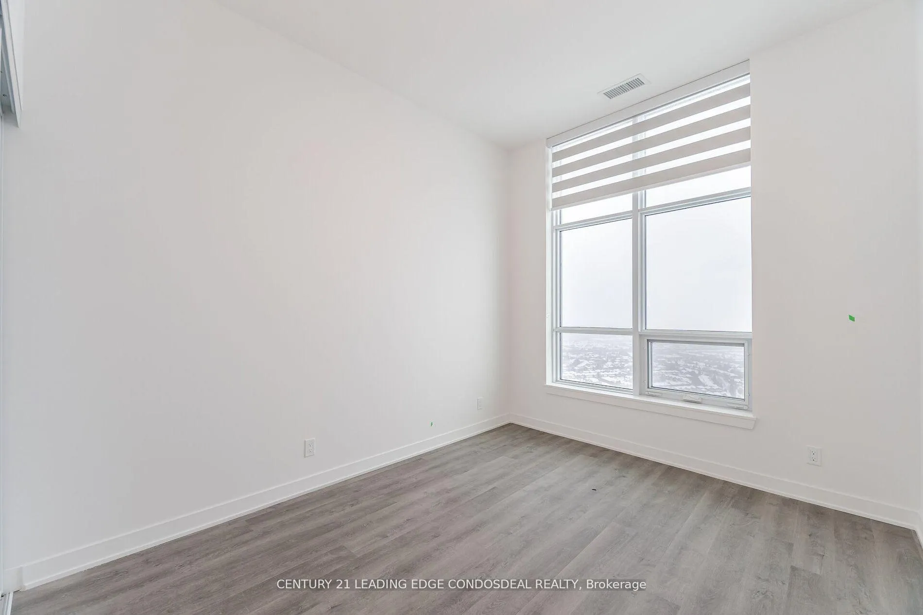 Photo 30 of Unit PH03, 30 Upper Mall Way, Vaughan, Brownridge — HOMEH