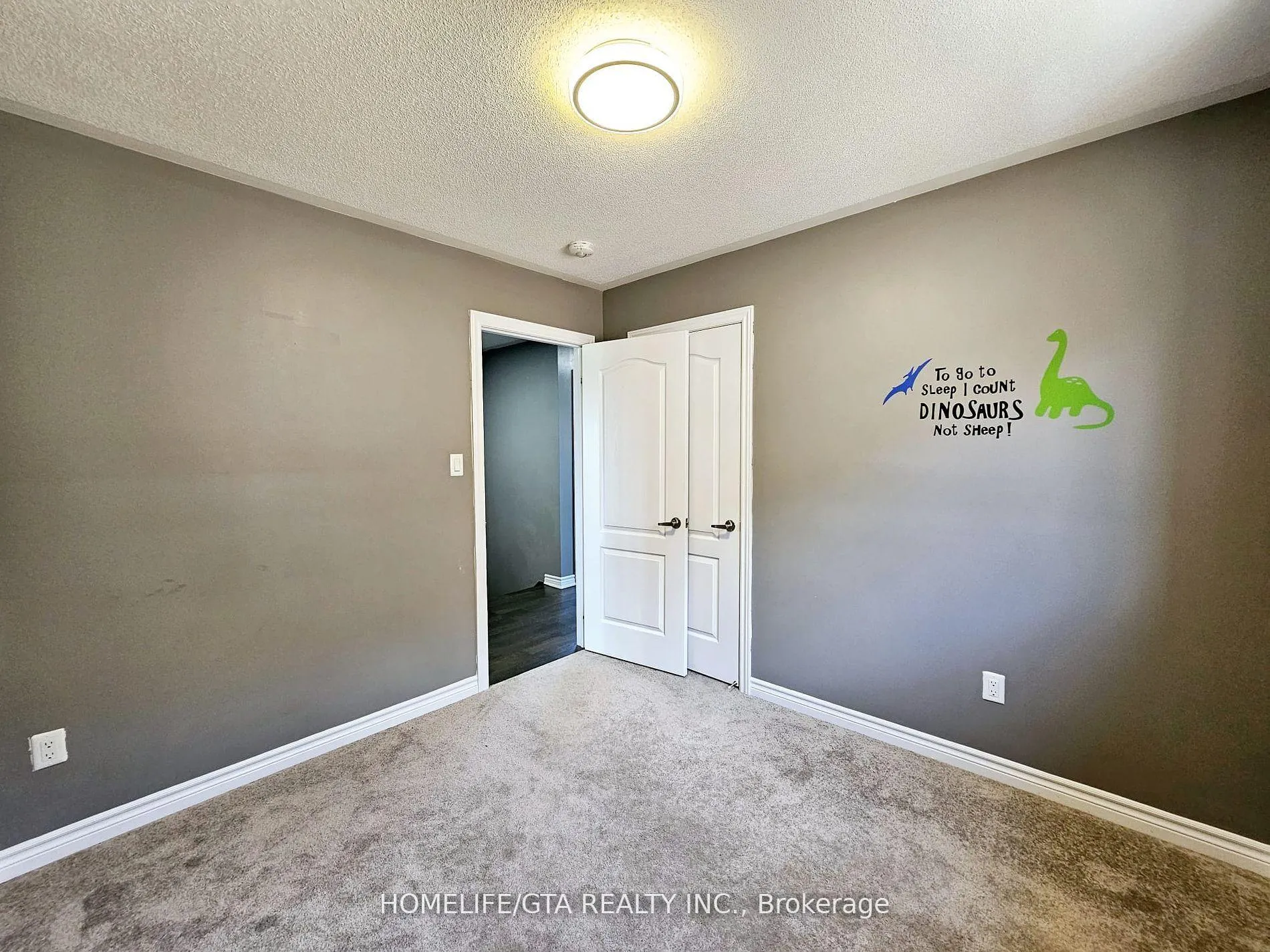 Photo 6 of 37 Butcher Street, Brock, Beaverton — HOMEH