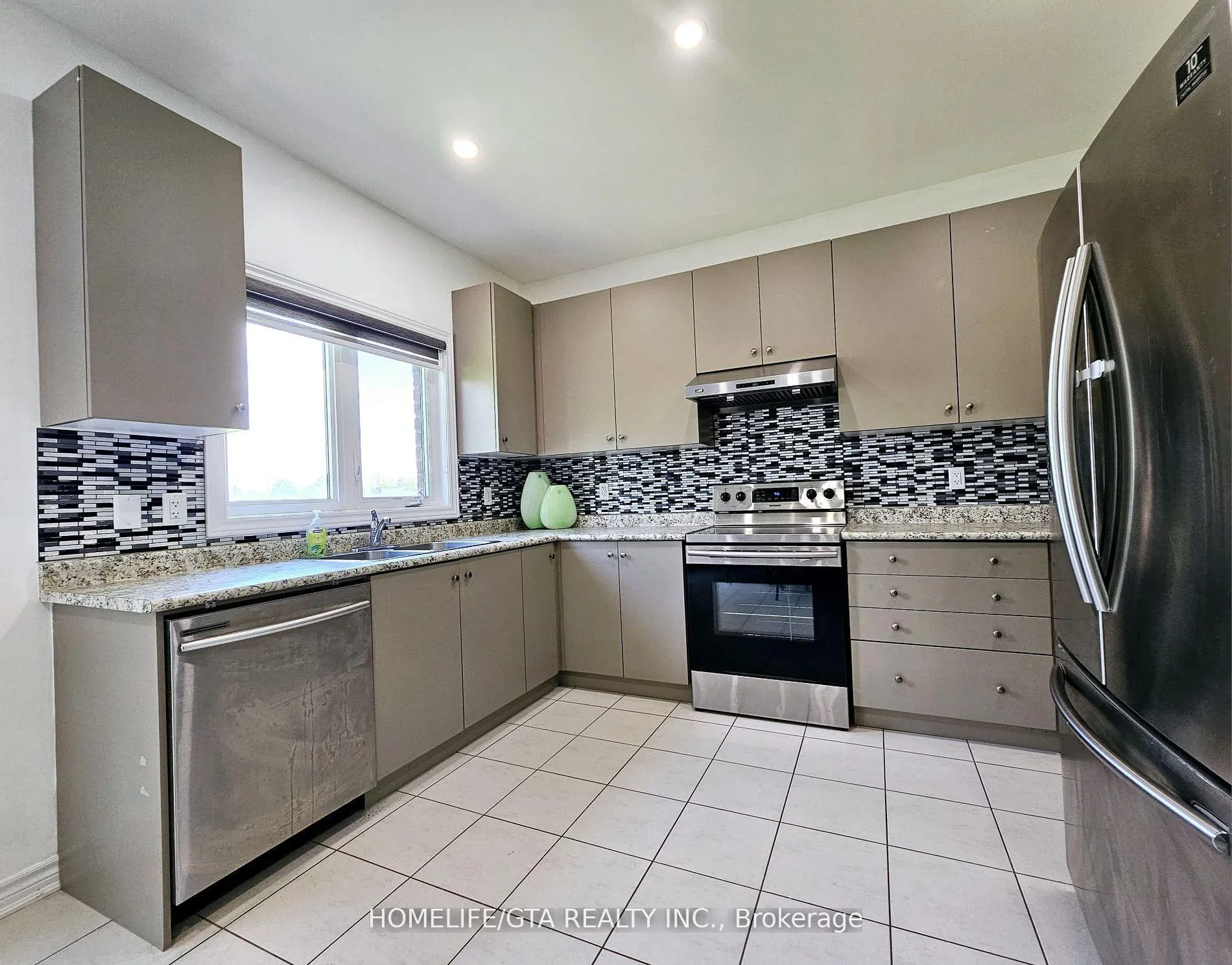 Photo 22 of 37 Butcher Street, Brock, Beaverton — HOMEH