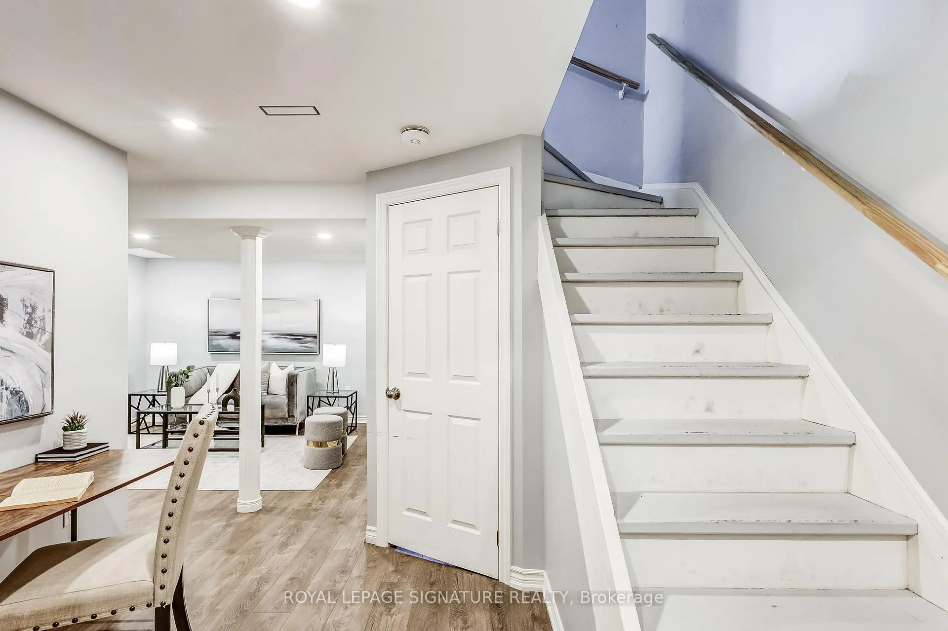 Photo 20 of 13 Hanning Court, Clarington, Bowmanville — HOMEH