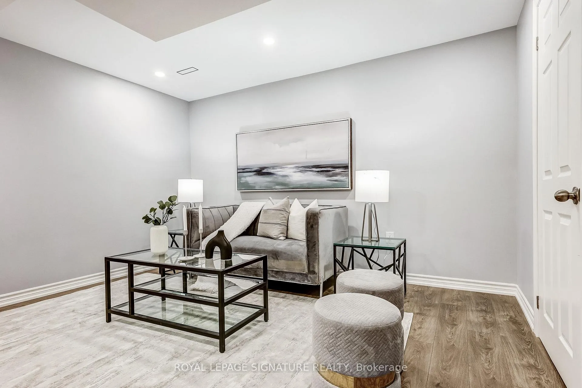 Photo 22 of 13 Hanning Court, Clarington, Bowmanville — HOMEH