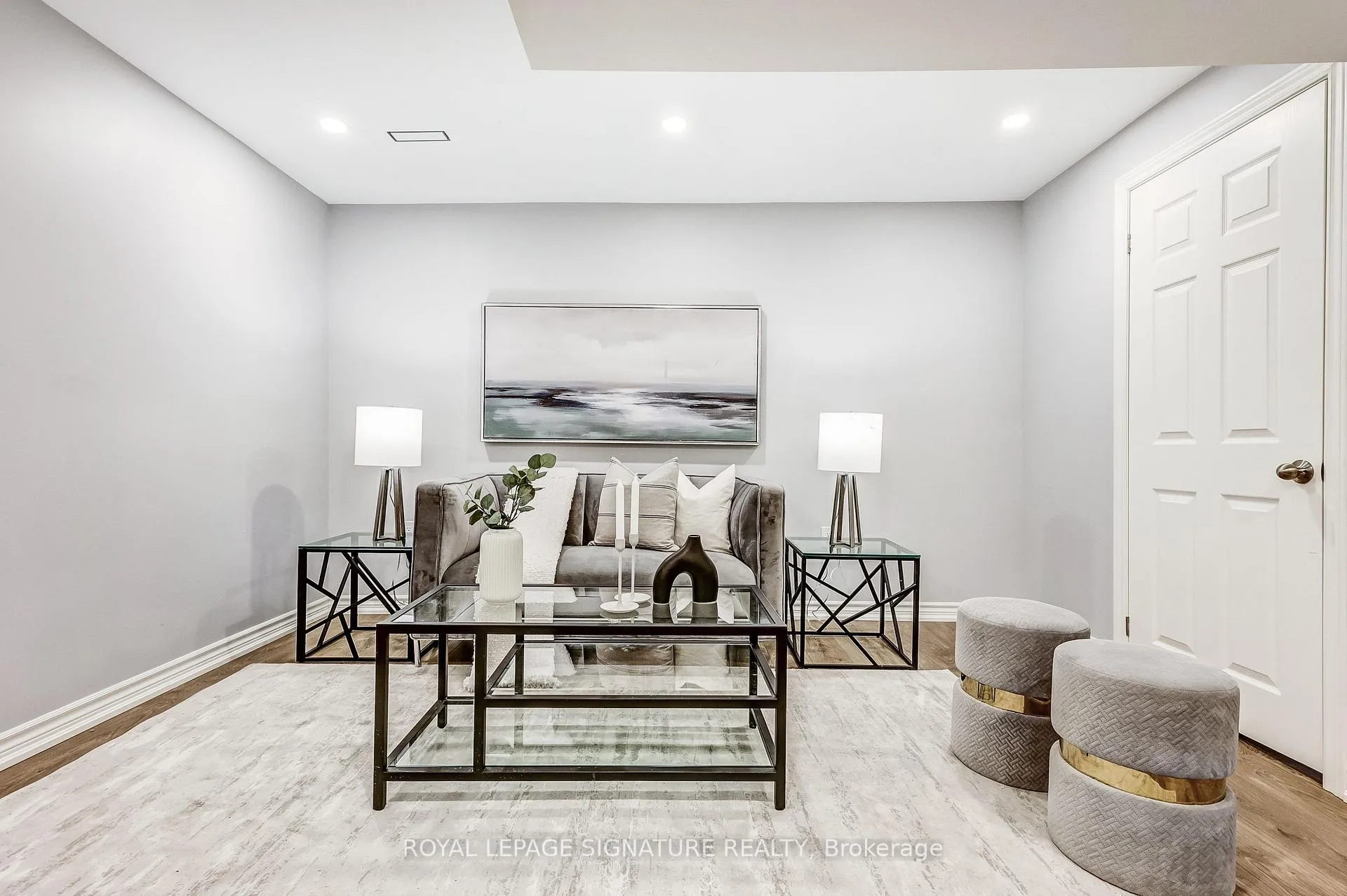 Photo 23 of 13 Hanning Court, Clarington, Bowmanville — HOMEH