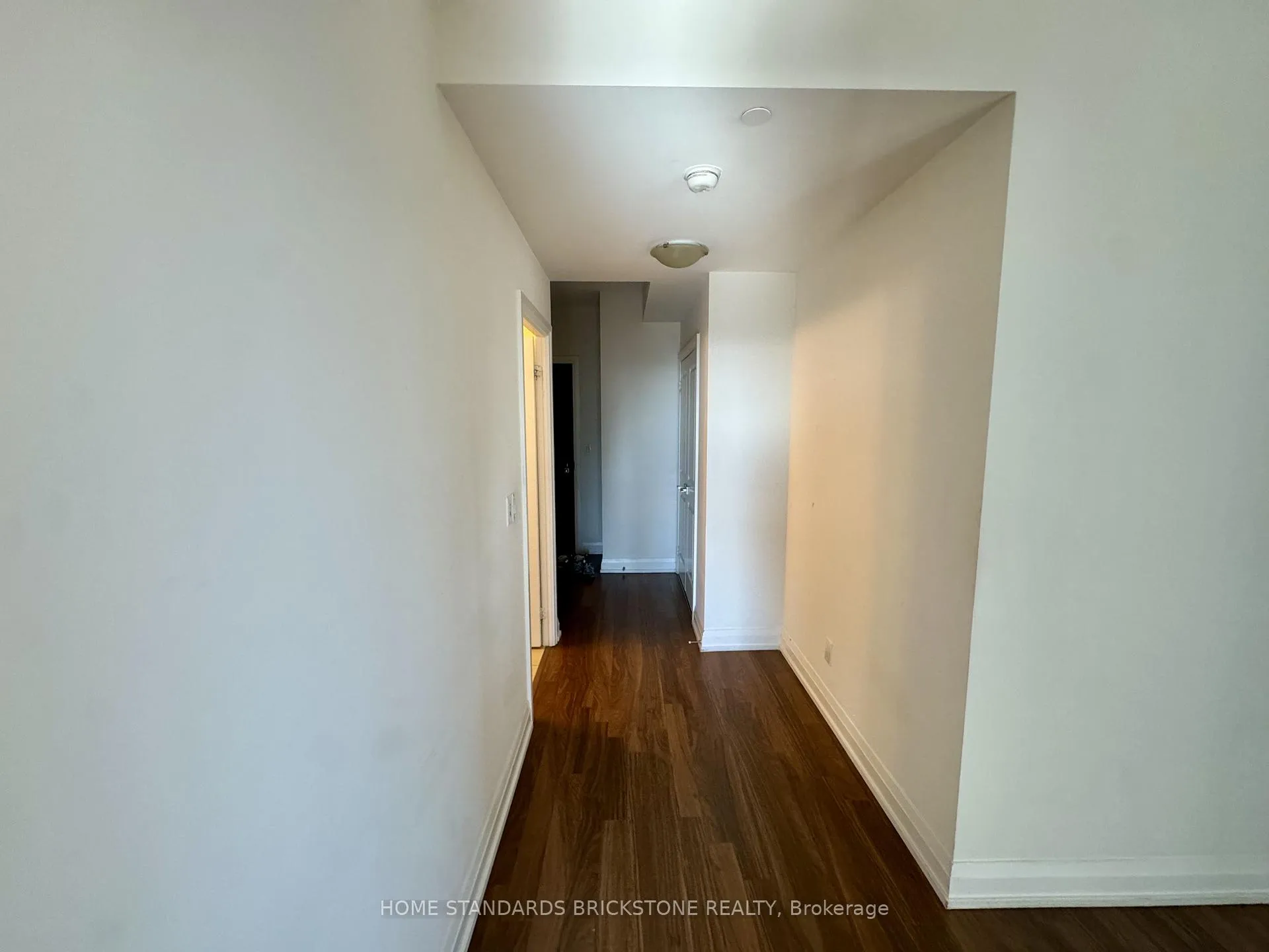Photo 2 of Unit 2201, 7171 Yonge Street, Markham, Thornhill — HOMEH