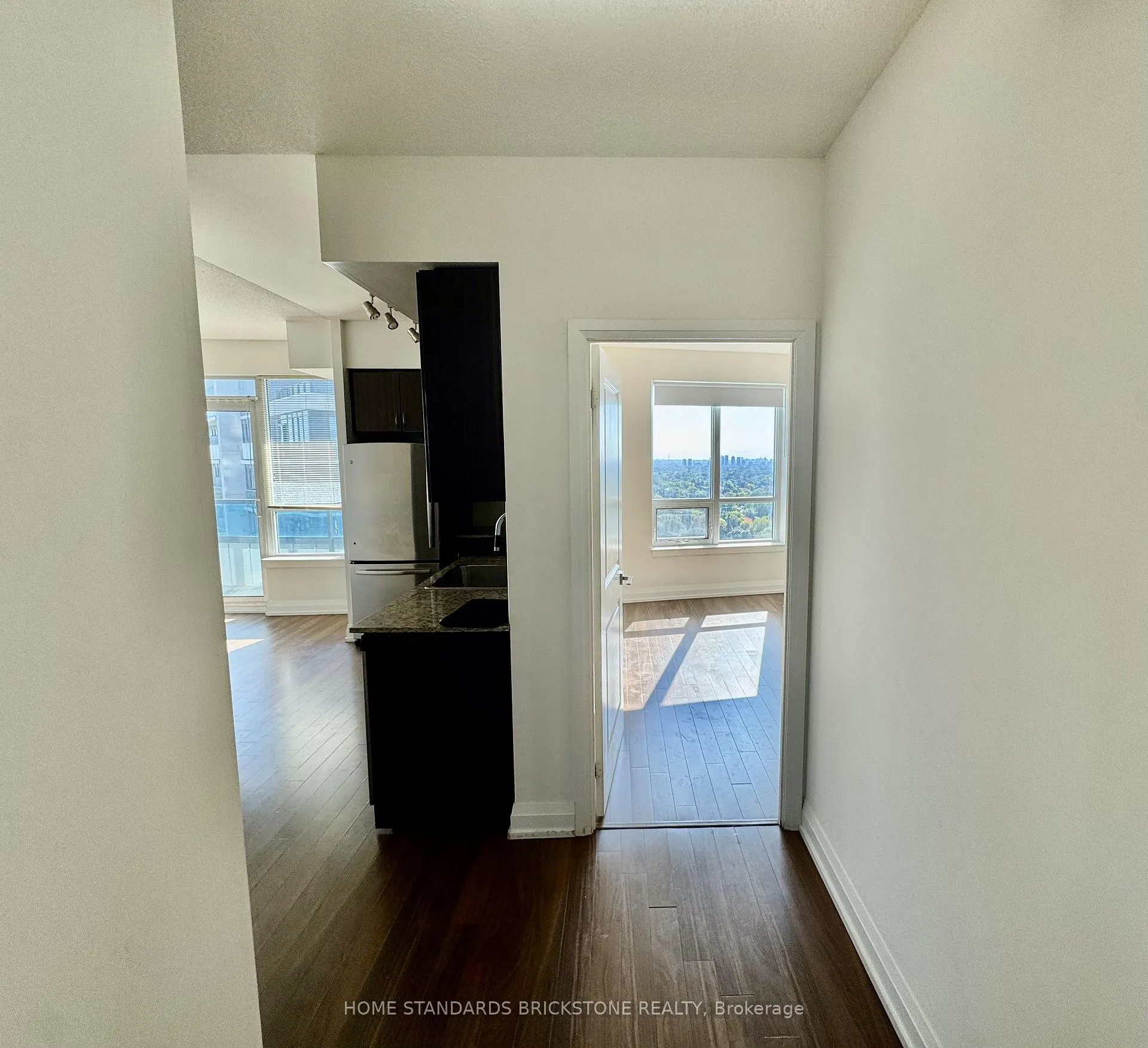 Photo 3 of Unit 2201, 7171 Yonge Street, Markham, Thornhill — HOMEH