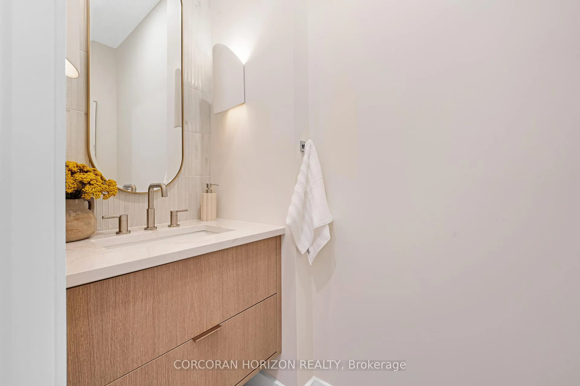 Photo 17 of 452 Westhaven Street, Waterloo — HOMEH
