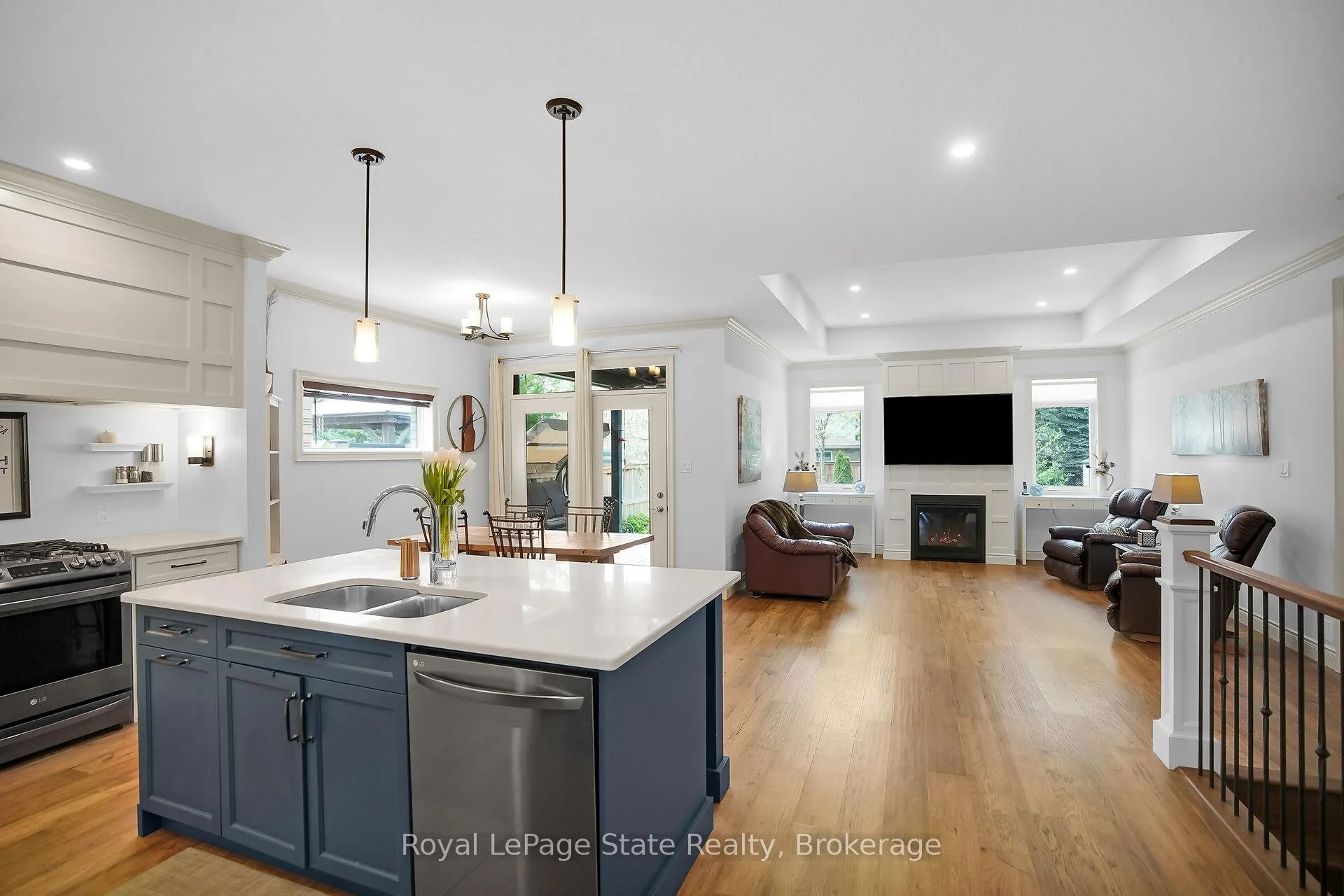 Photo 20 of 18 Kemp Crescent, Strathroy-Caradoc, NE — HOMEH