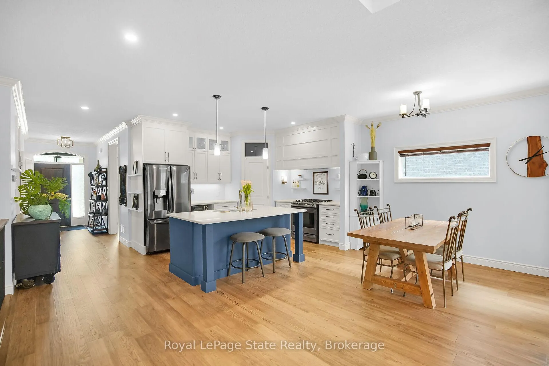 Photo 24 of 18 Kemp Crescent, Strathroy-Caradoc, NE — HOMEH