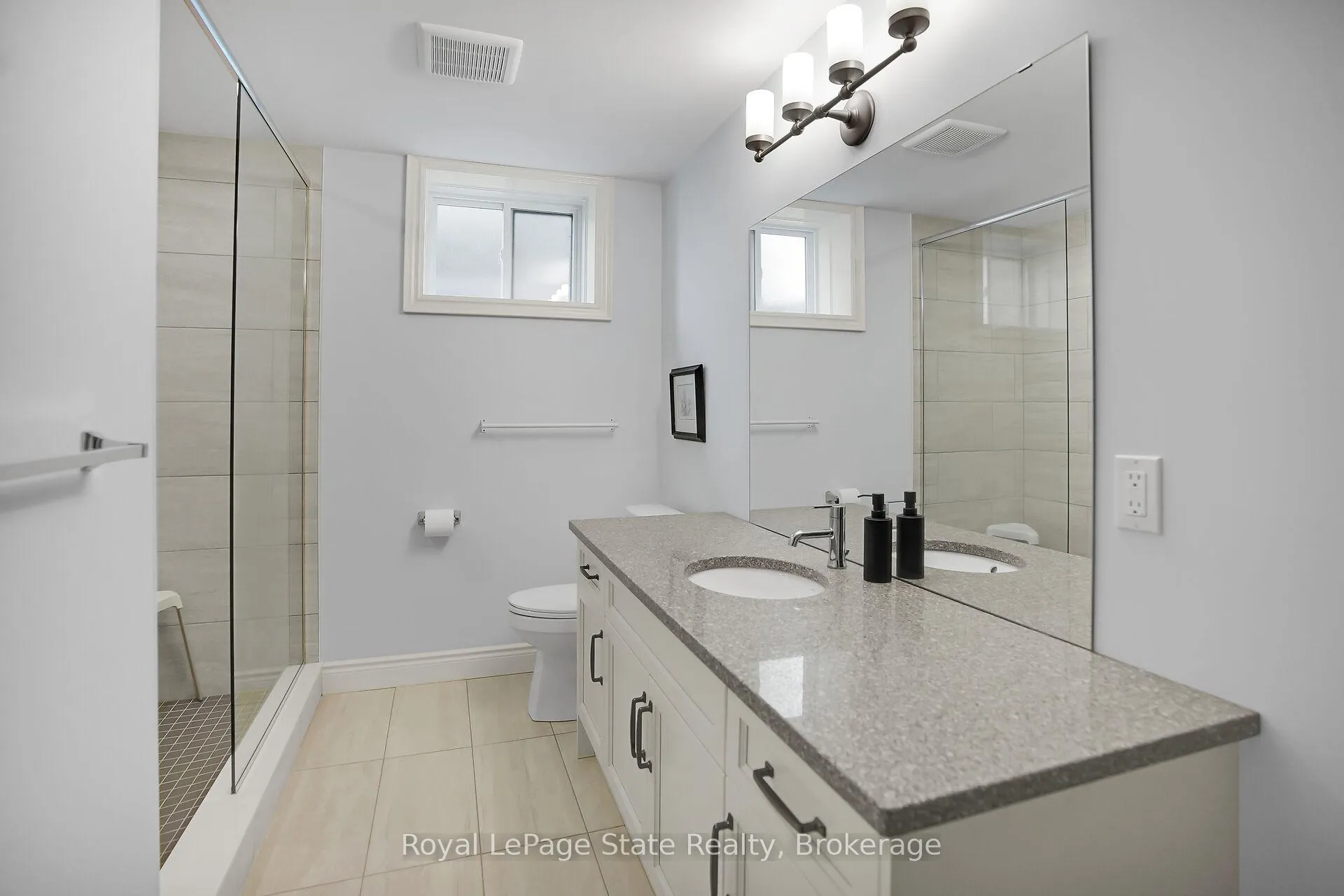 Photo 41 of 18 Kemp Crescent, Strathroy-Caradoc, NE — HOMEH