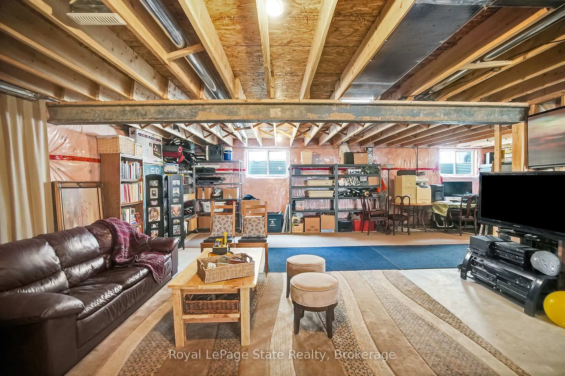 Photo 49 of 18 Kemp Crescent, Strathroy-Caradoc, NE — HOMEH
