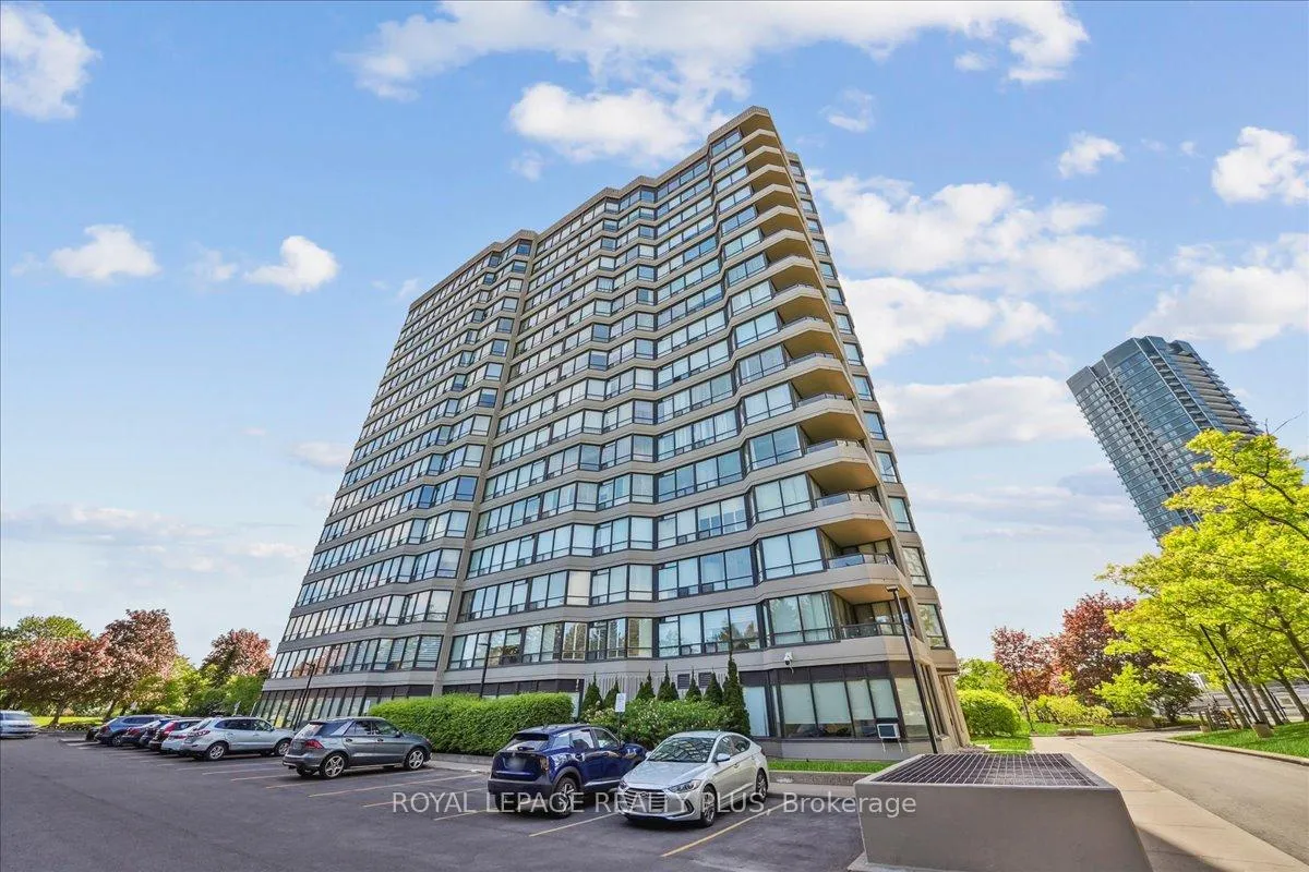 Photo 2 of Unit 1510, 7440 Bathurst Street, Vaughan, Brownridge — HOMEH