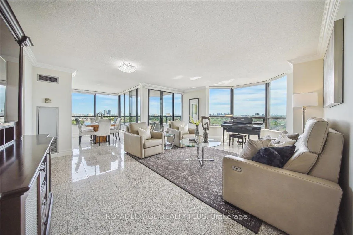 Photo 8 of Unit 1510, 7440 Bathurst Street, Vaughan, Brownridge — HOMEH