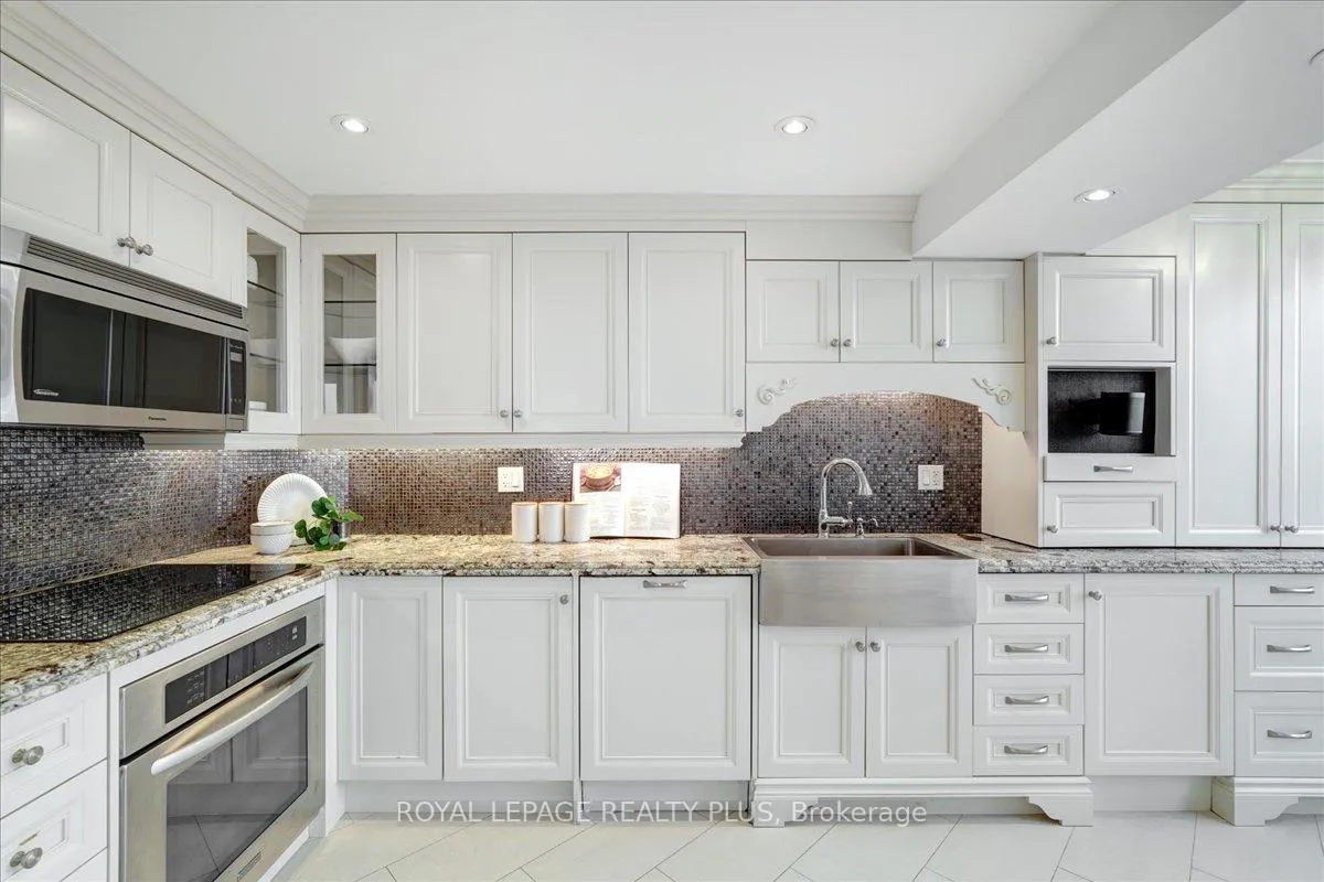Photo 24 of Unit 1510, 7440 Bathurst Street, Vaughan, Brownridge — HOMEH