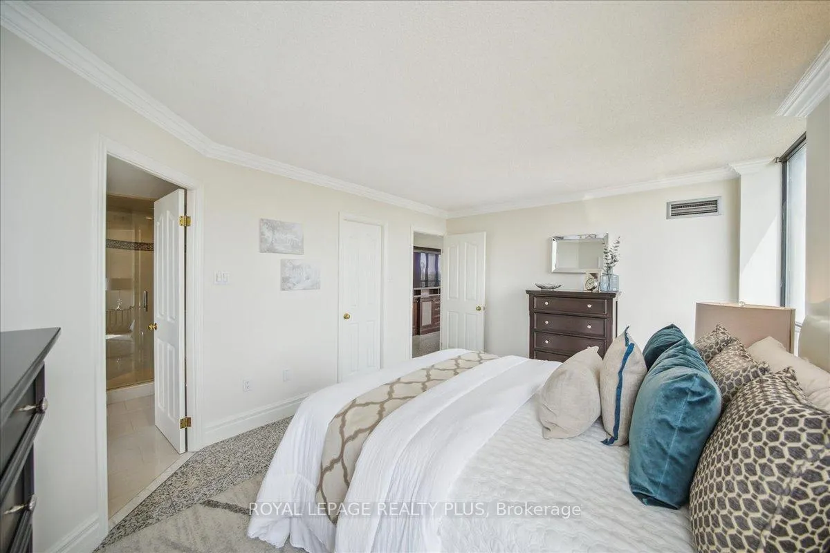 Photo 31 of Unit 1510, 7440 Bathurst Street, Vaughan, Brownridge — HOMEH