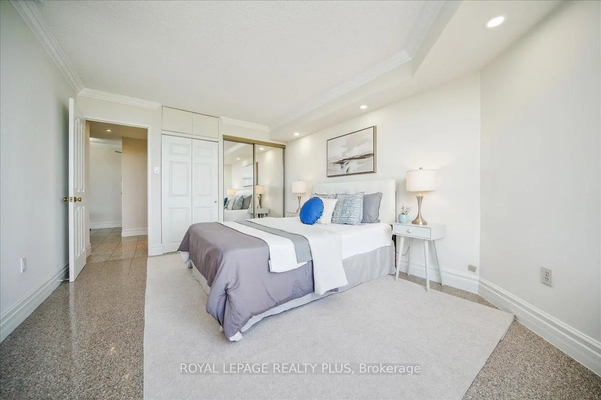 Photo 38 of Unit 1510, 7440 Bathurst Street, Vaughan, Brownridge — HOMEH