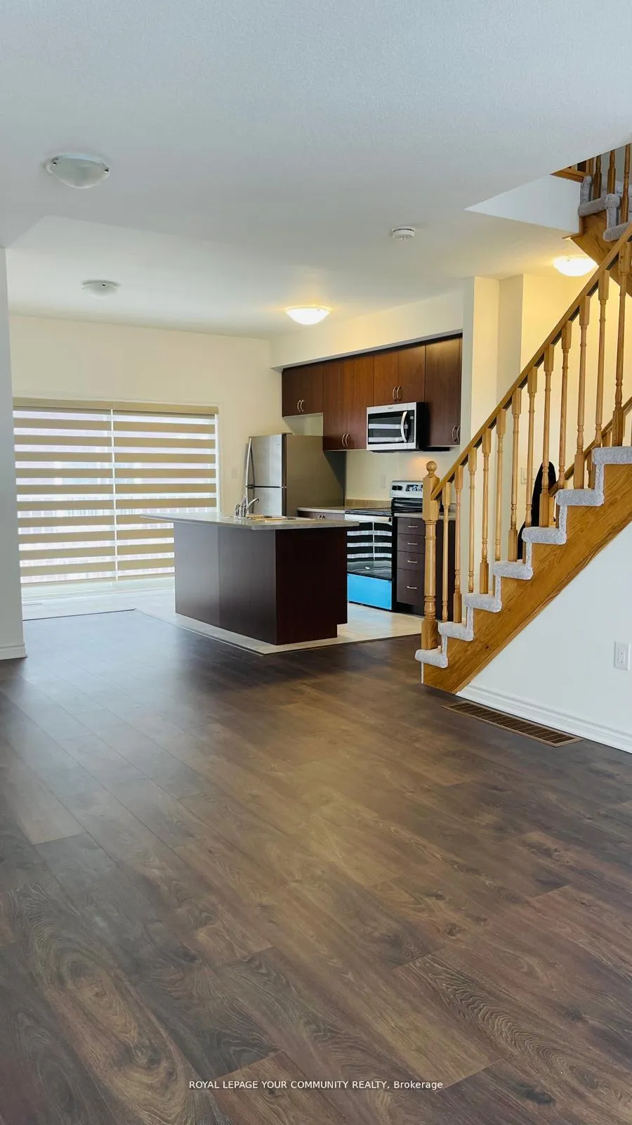 Photo 7 of 28 Surf Drive, Wasaga Beach — HOMEH