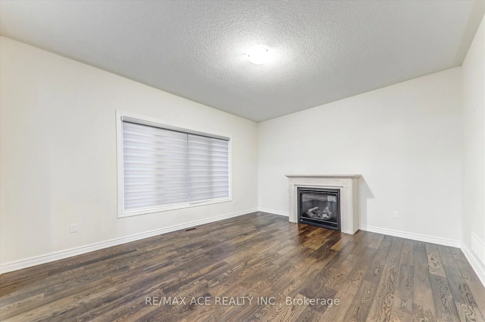 Photo 10 of 27 McCaskell Street, Brock, Beaverton — HOMEH