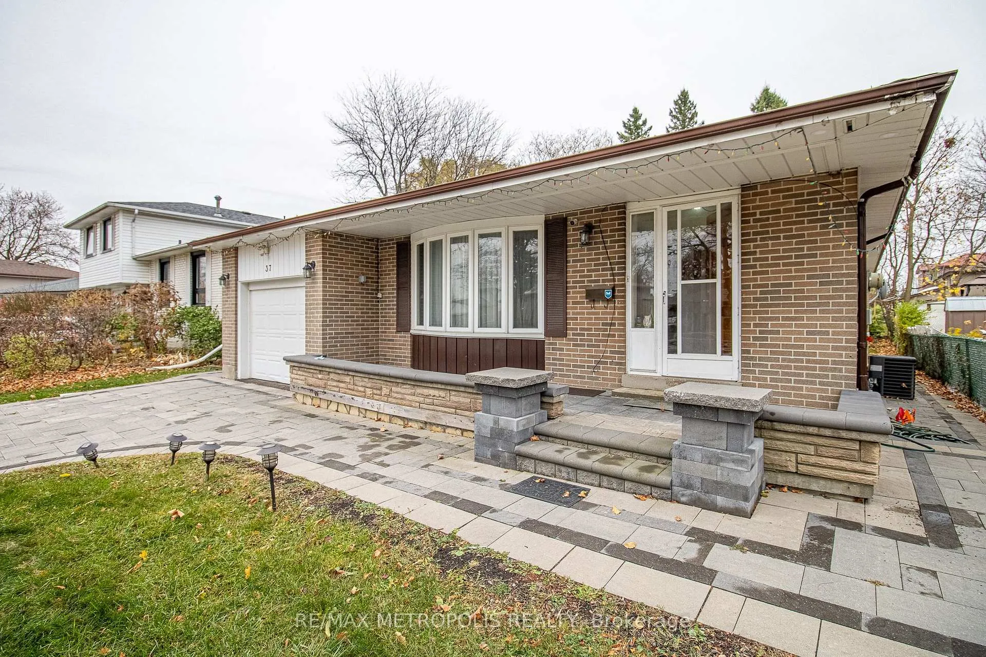 Front of Unit Main, 37 Albacore Crescent
