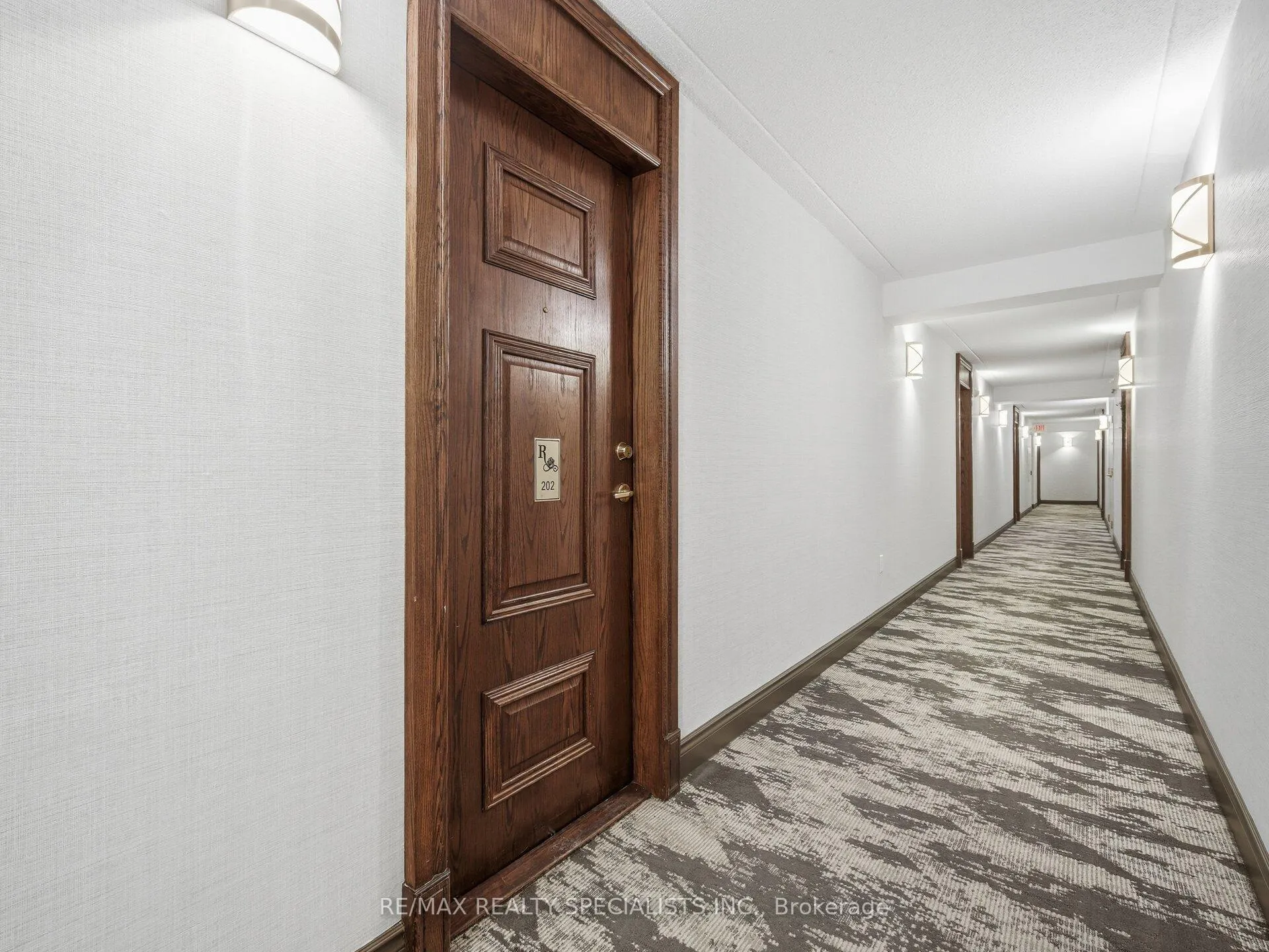 Photo 6 of Unit 202, 55 Via Rosedale, Brampton, Sandringham-Wellington — HOMEH