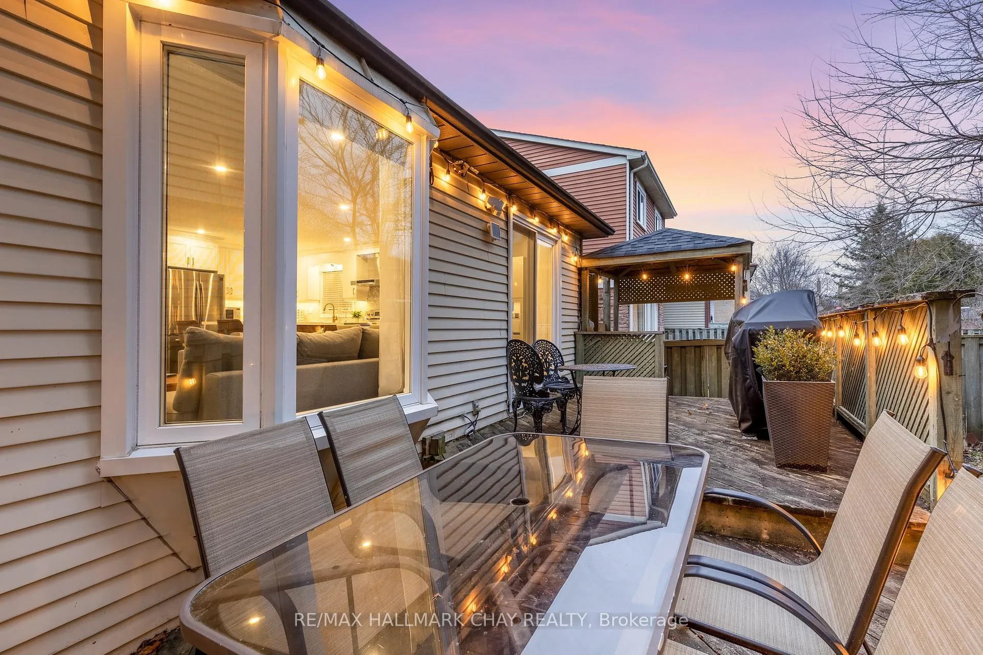 Photo 3 of 55 Marlow Crescent, Markham, Markville — HOMEH