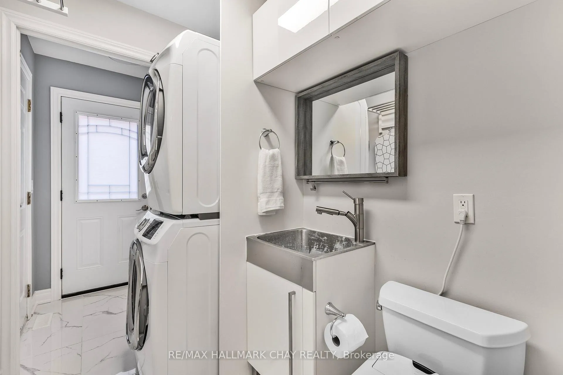 Photo 19 of 55 Marlow Crescent, Markham, Markville — HOMEH
