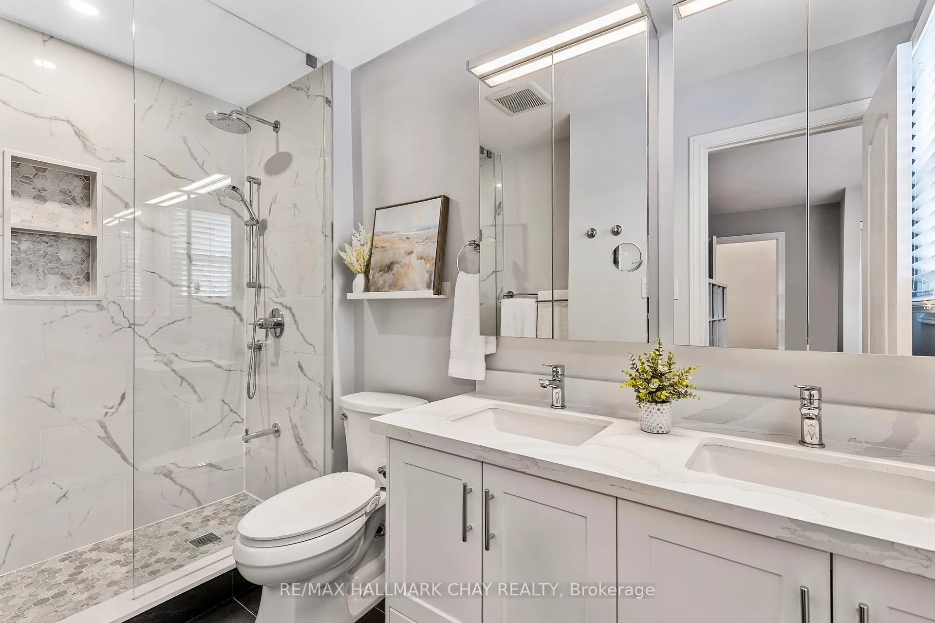 Photo 22 of 55 Marlow Crescent, Markham, Markville — HOMEH