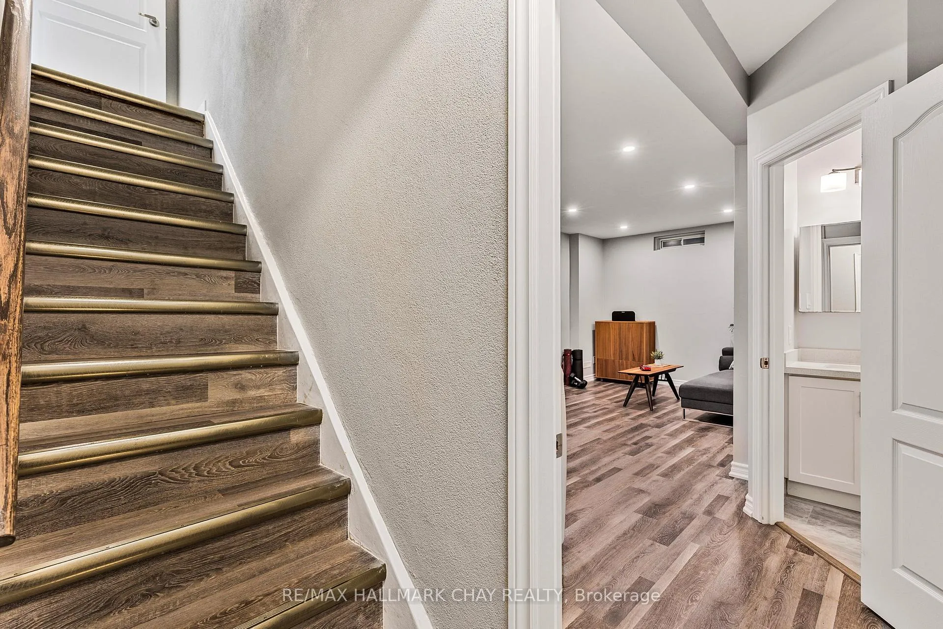 Photo 28 of 55 Marlow Crescent, Markham, Markville — HOMEH