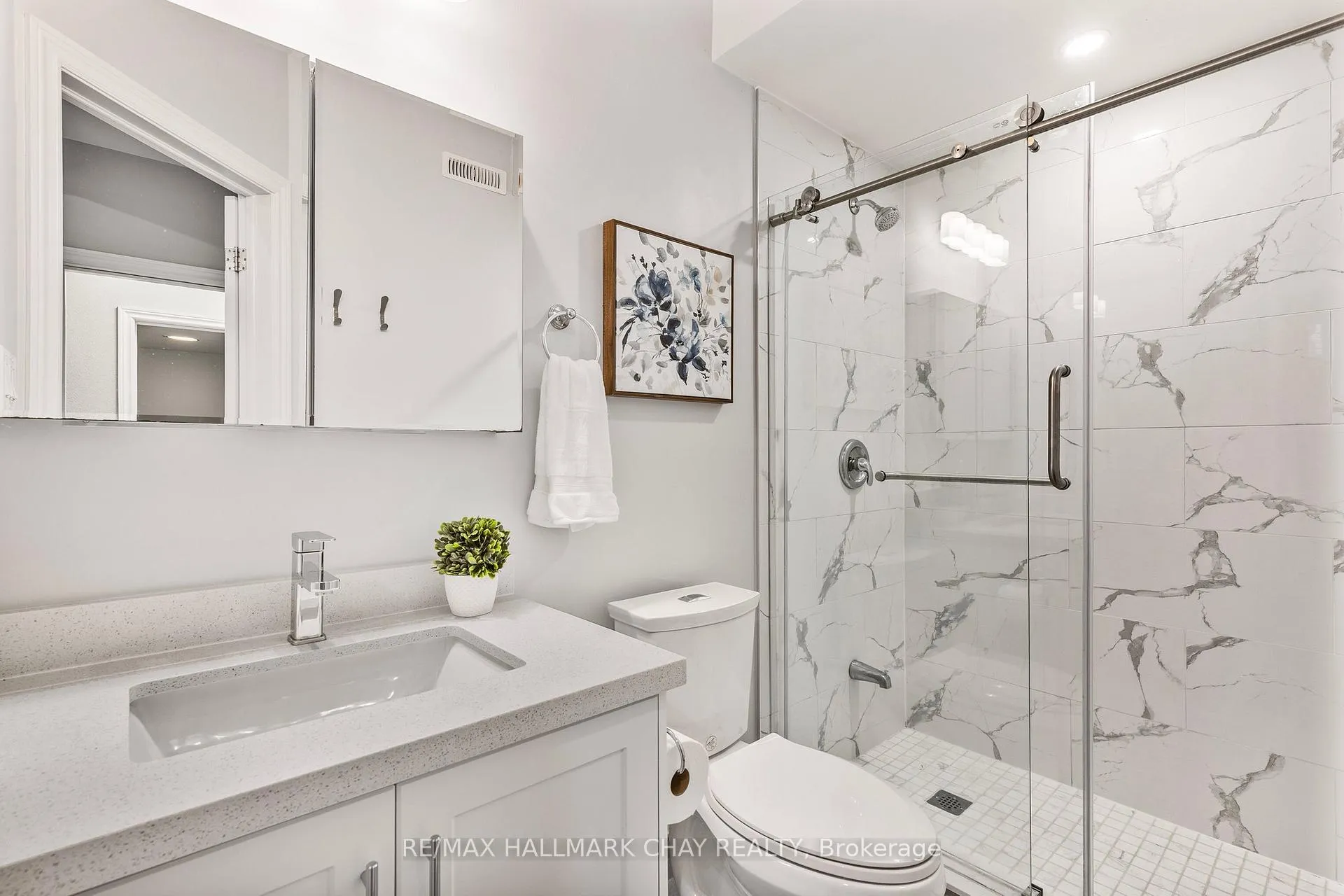 Photo 32 of 55 Marlow Crescent, Markham, Markville — HOMEH