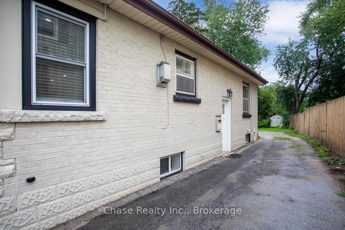 Front of Unit Bsmt, 402 Guelph Line