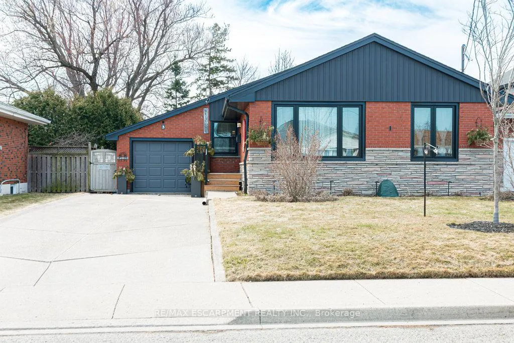 Photo 1 of 3 Pleasant Avenue, Hamilton, Stoney Creek — HOMEH