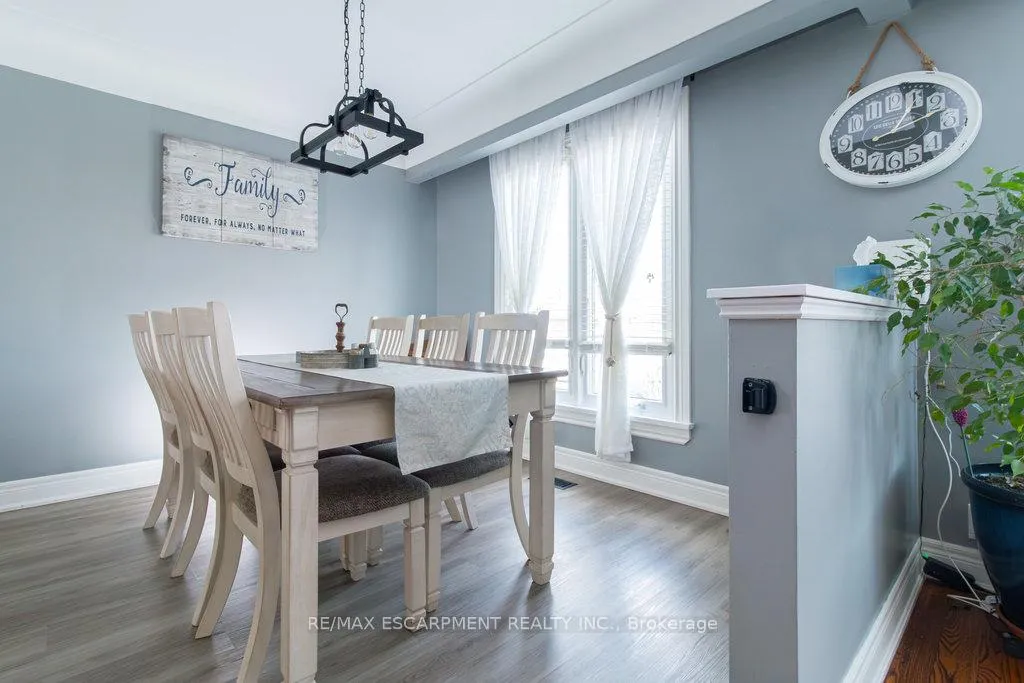 Photo 11 of 3 Pleasant Avenue, Hamilton, Stoney Creek — HOMEH