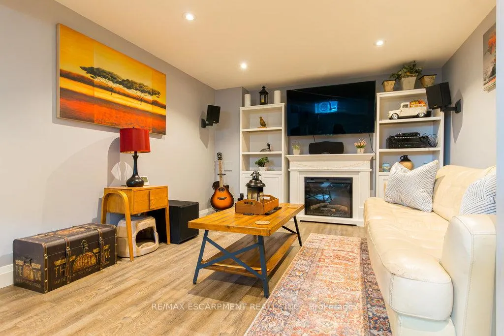 Photo 36 of 3 Pleasant Avenue, Hamilton, Stoney Creek — HOMEH