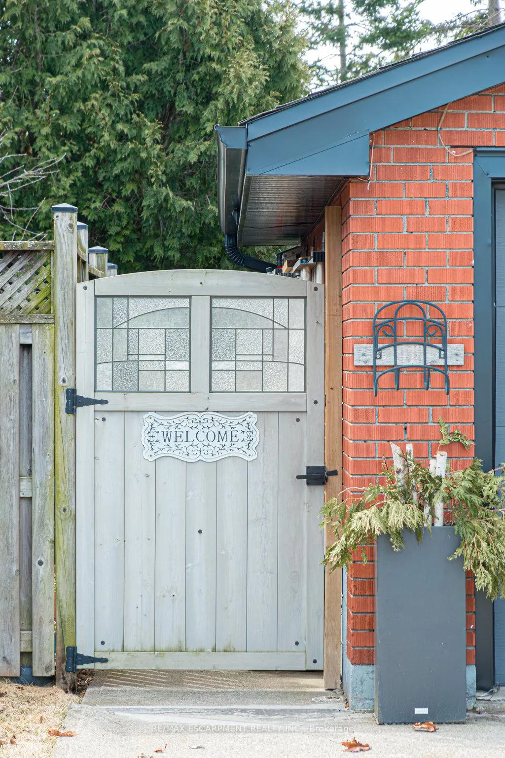 Photo 39 of 3 Pleasant Avenue, Hamilton, Stoney Creek — HOMEH