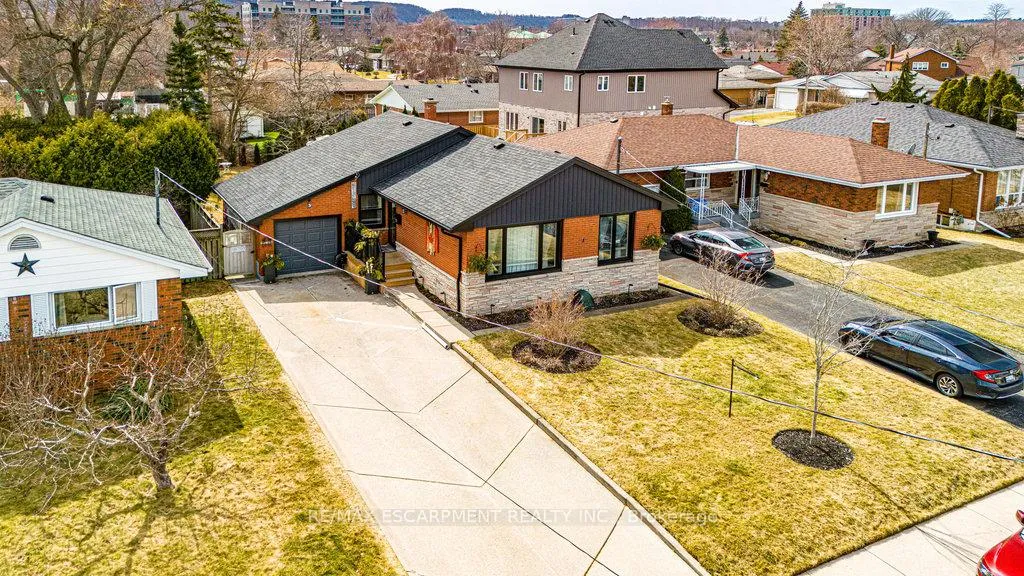 Photo 45 of 3 Pleasant Avenue, Hamilton, Stoney Creek — HOMEH