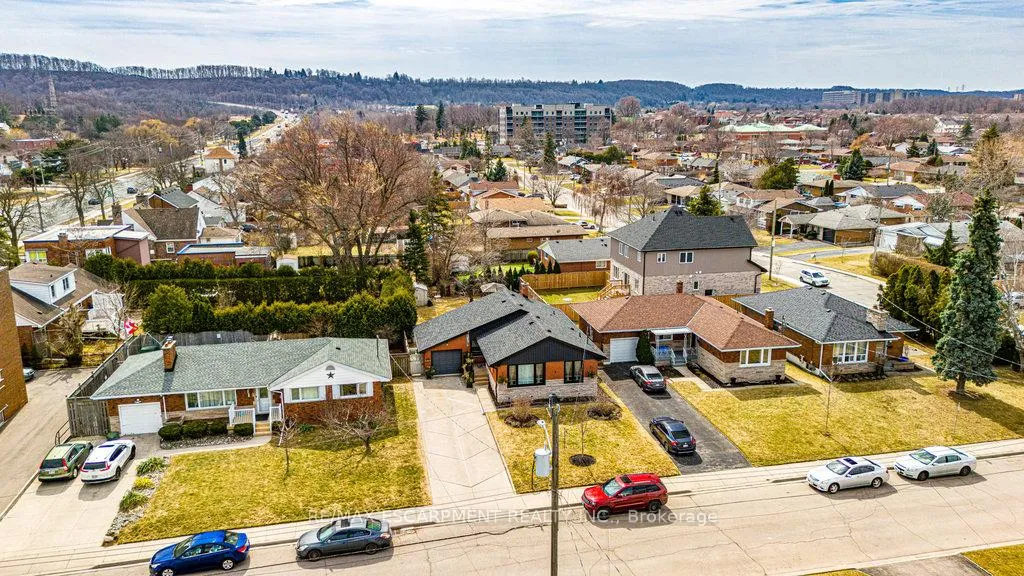 Photo 46 of 3 Pleasant Avenue, Hamilton, Stoney Creek — HOMEH