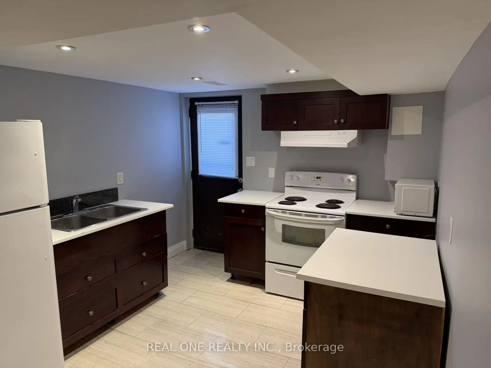 Photo 4 of Unit Basemen, 1074 Upper Sherman Avenue, Hamilton, Thorner — HOMEH