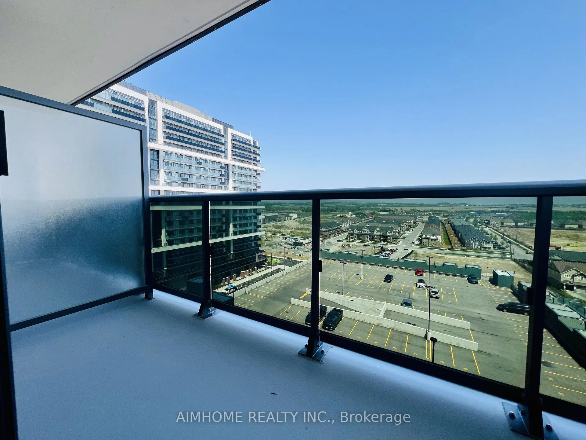 Photo 14 of Unit 1003, 2545 Simcoe Street N, Oshawa, Windfields — HOMEH