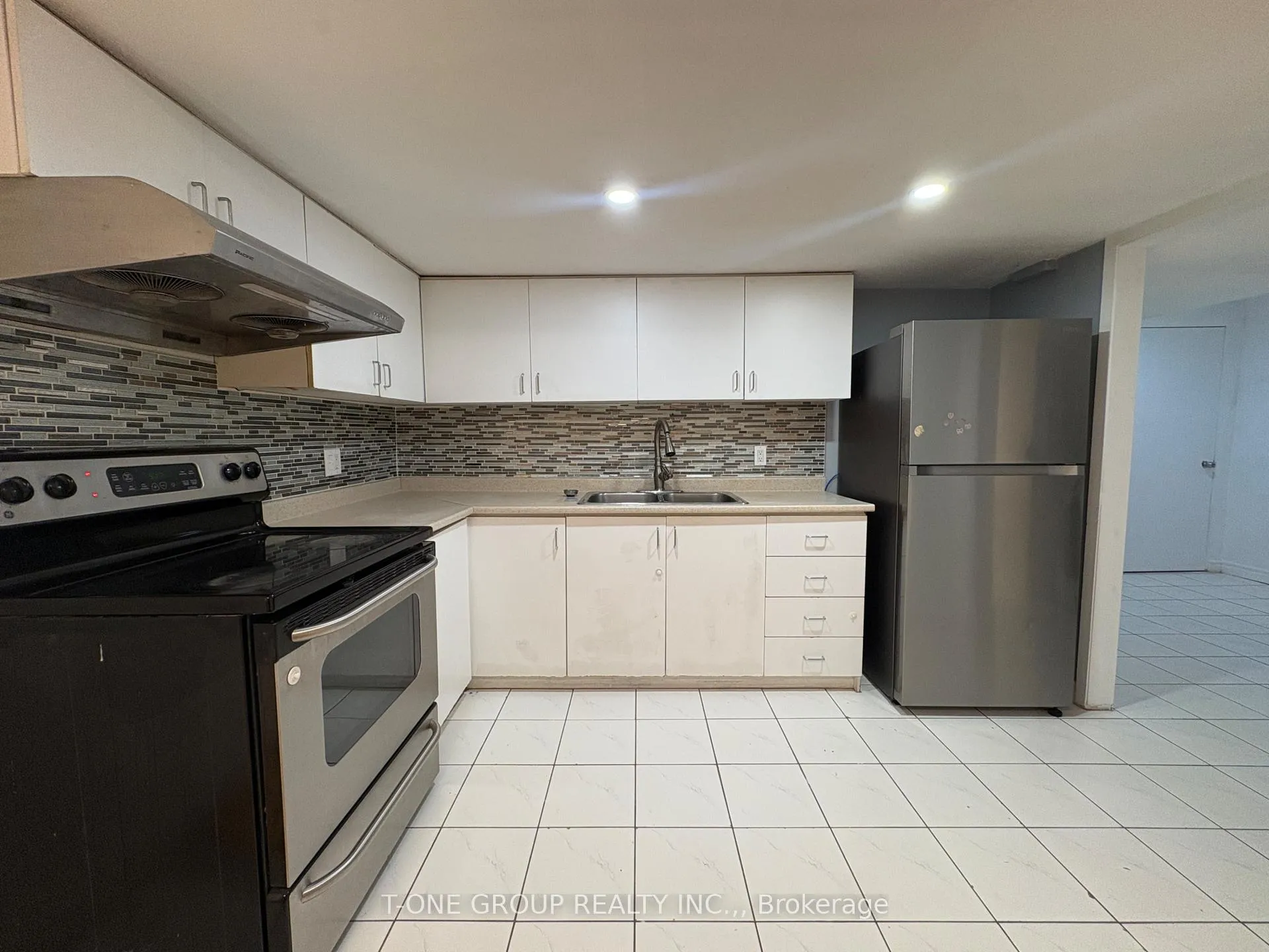 Photo 1 of Unit BSMT, 159 Galbraith Crescent, Markham, Milliken Mills East — HOMEH