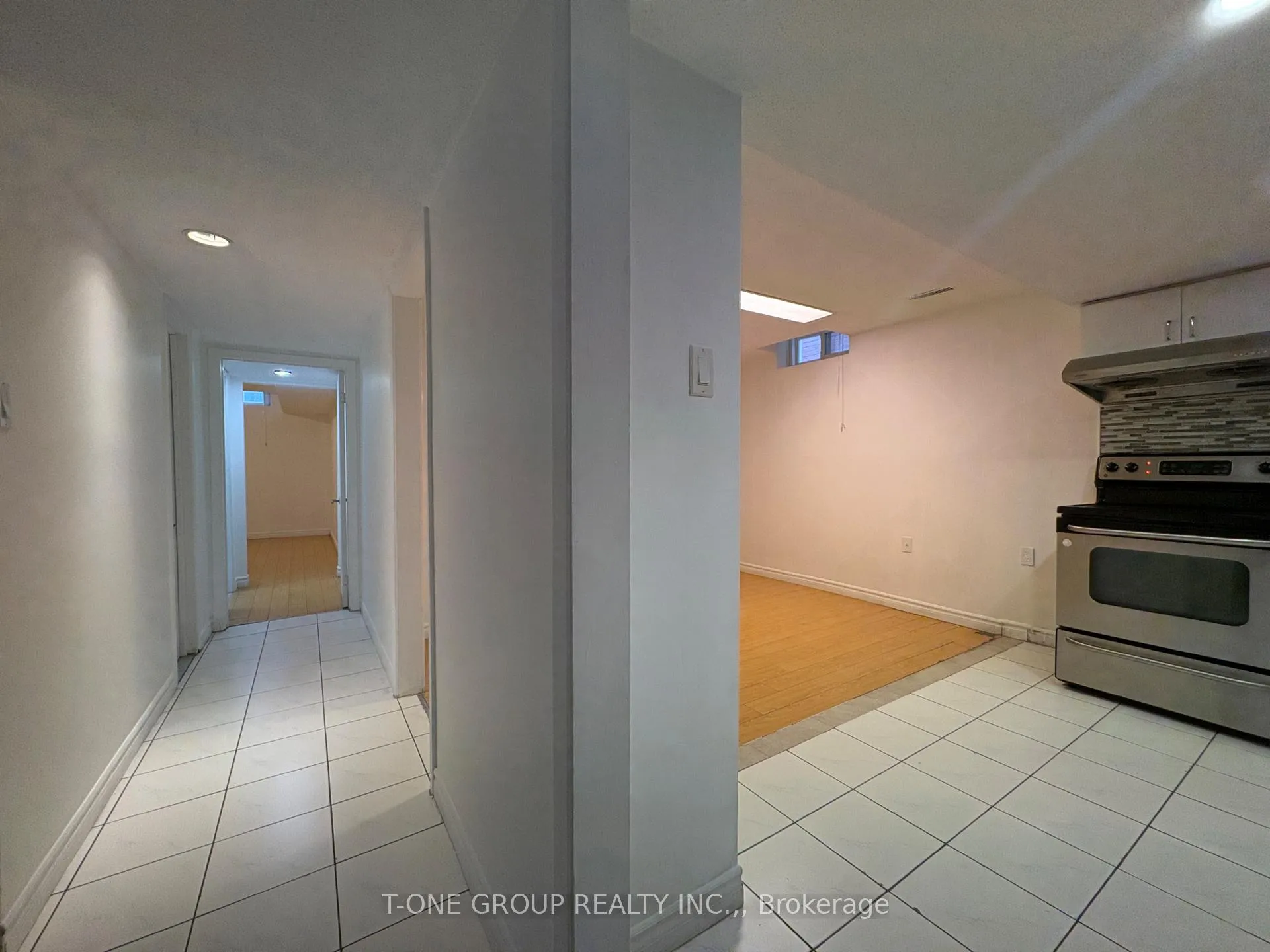 Photo 5 of Unit BSMT, 159 Galbraith Crescent, Markham, Milliken Mills East — HOMEH