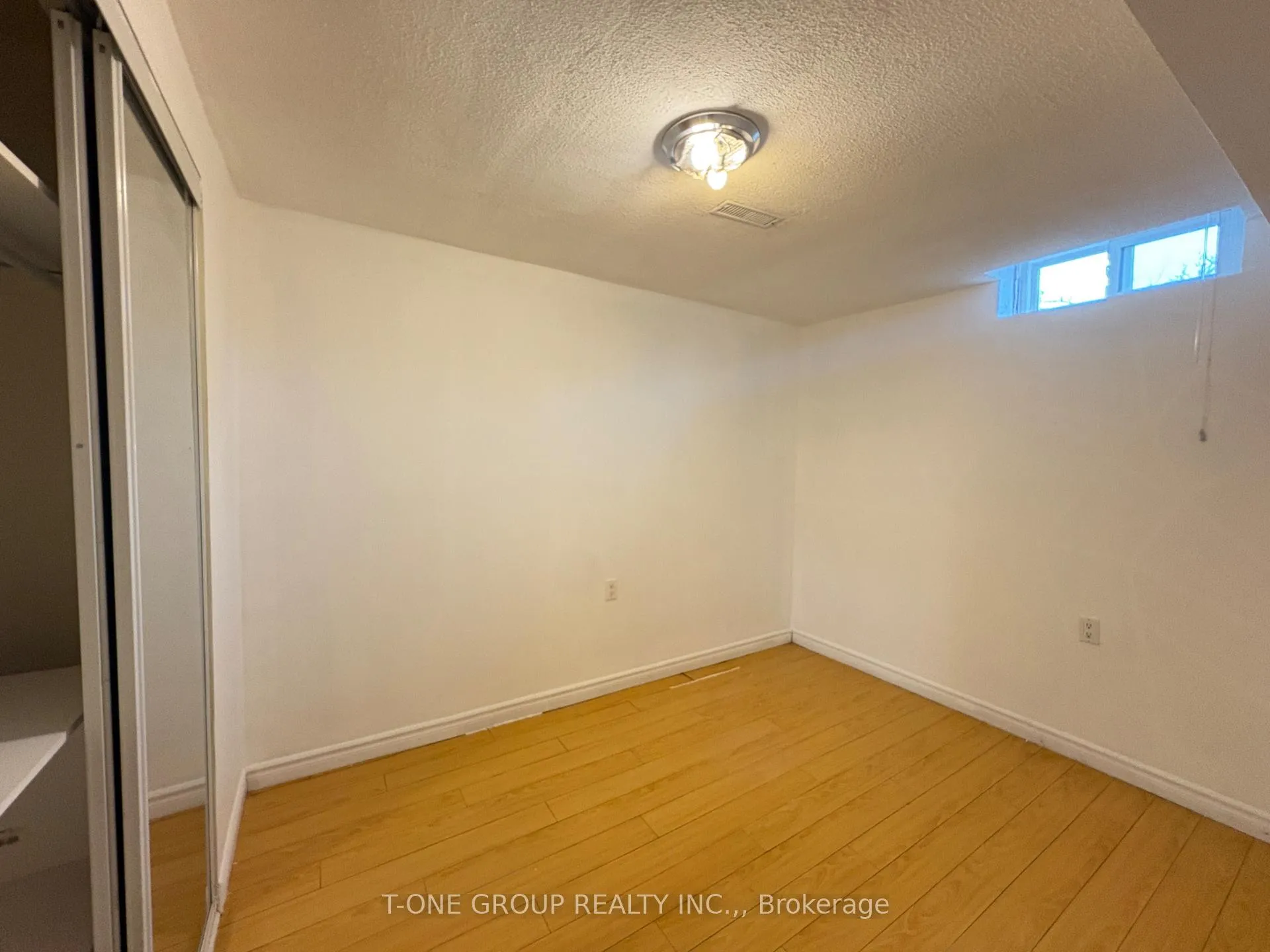 Photo 7 of Unit BSMT, 159 Galbraith Crescent, Markham, Milliken Mills East — HOMEH