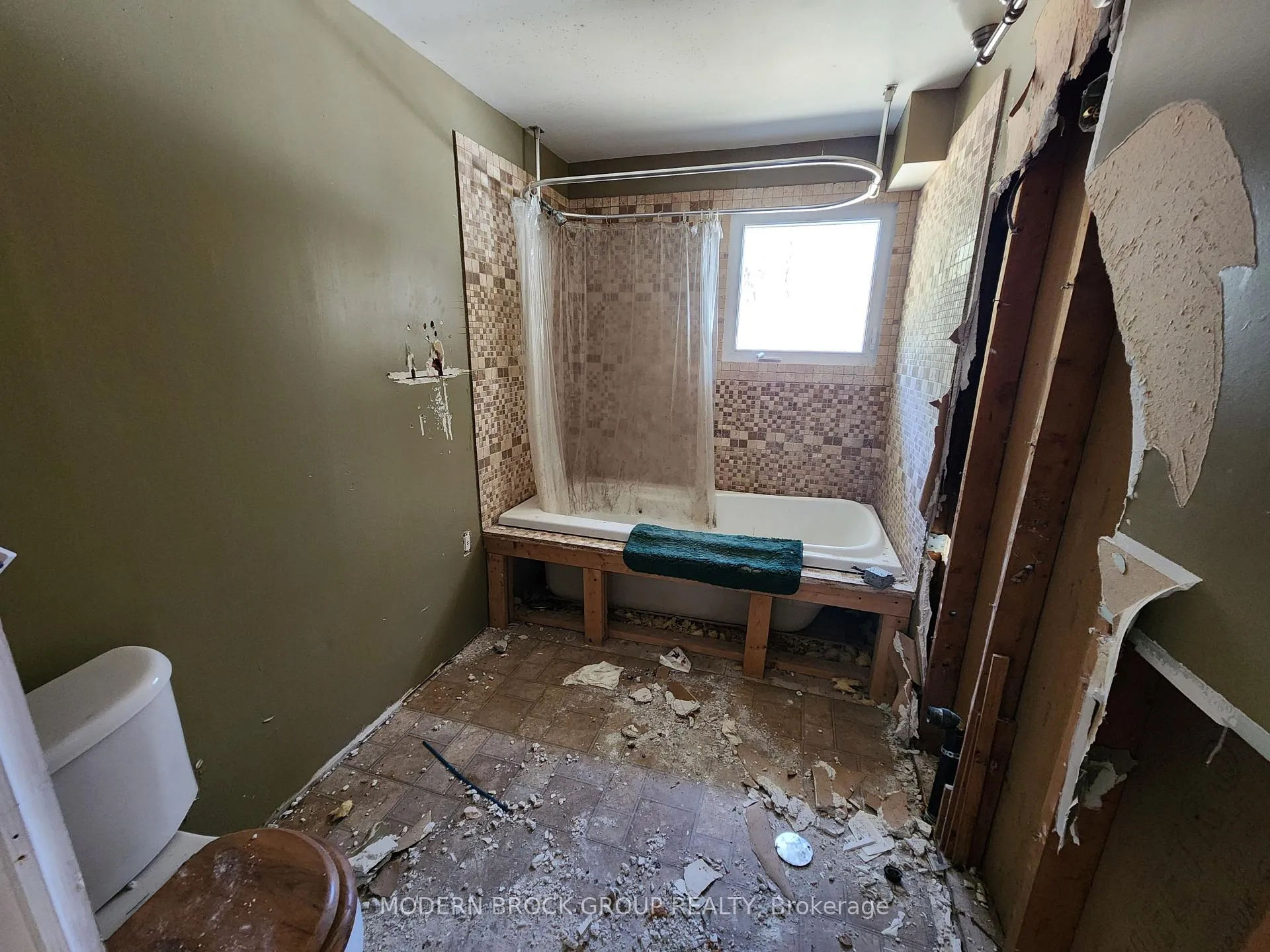 Photo 19 of 4717 County Road 18, Augusta, Augusta Twp — HOMEH