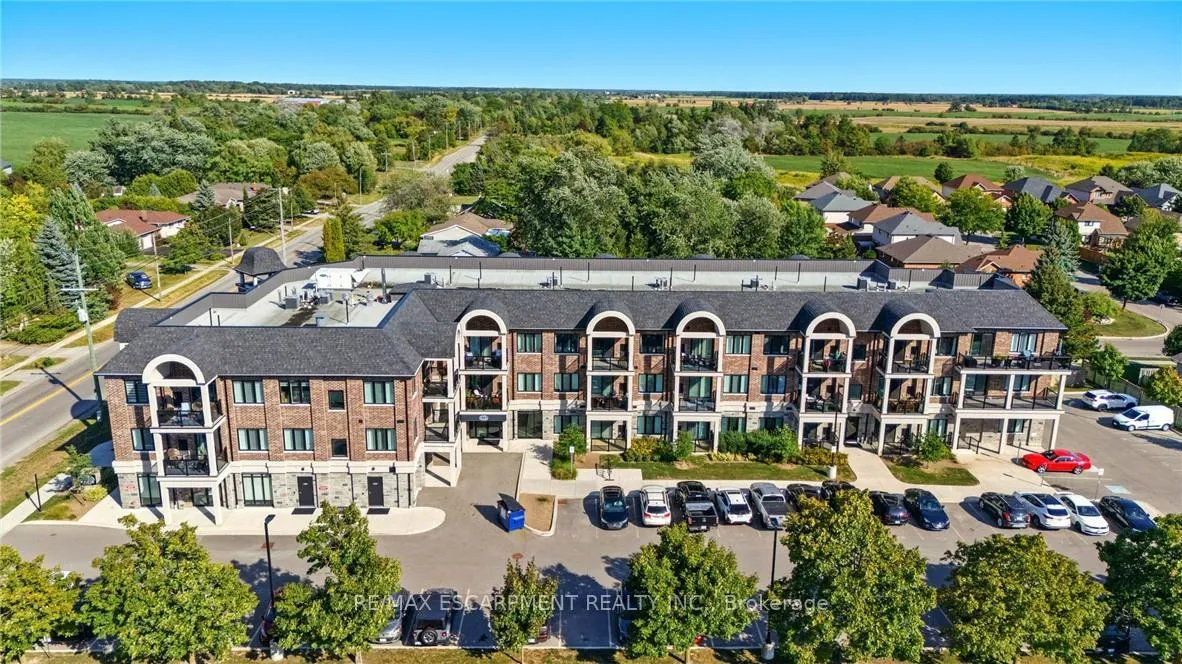 Photo 3 of Unit 211, 2605 Binbrook Road, Hamilton, Binbrook — HOMEH