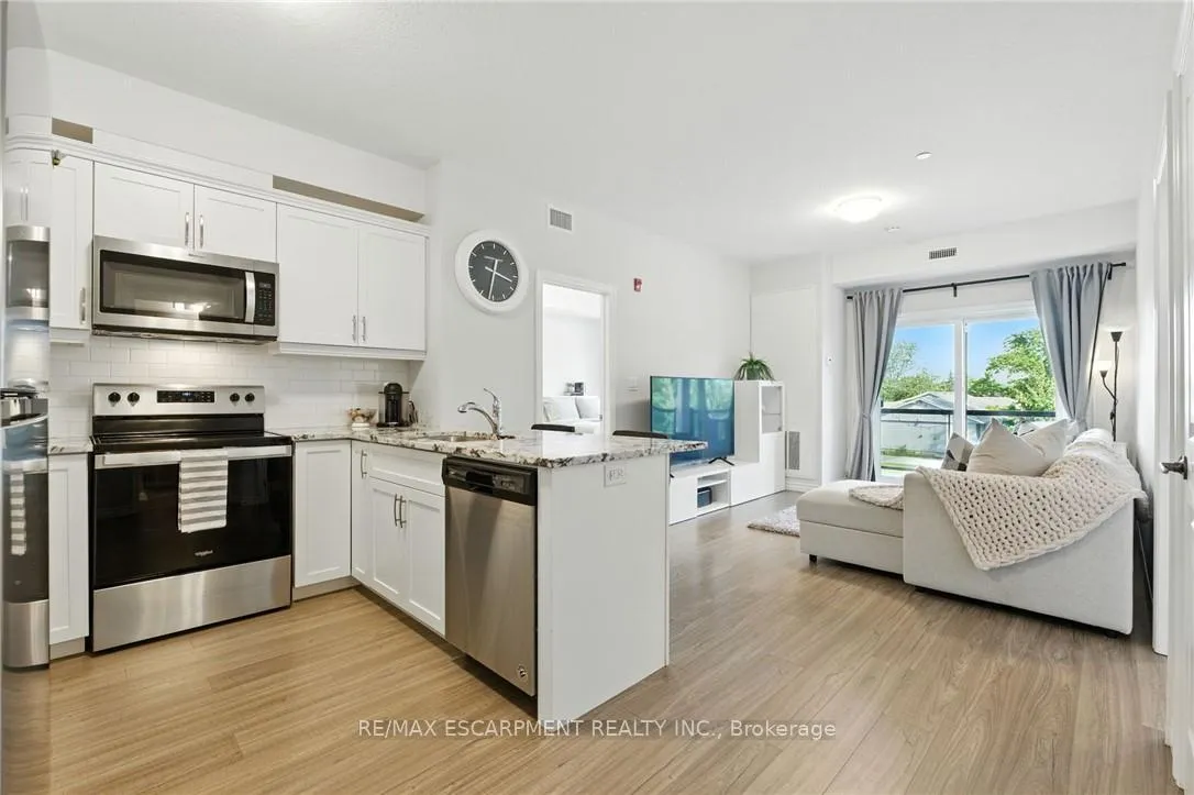 Photo 12 of Unit 211, 2605 Binbrook Road, Hamilton, Binbrook — HOMEH