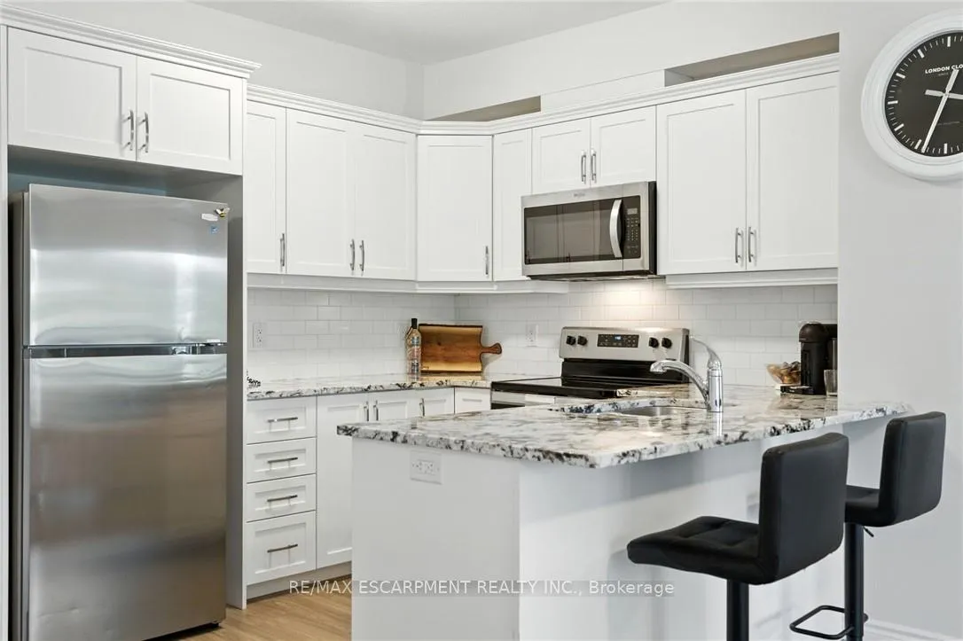 Photo 16 of Unit 211, 2605 Binbrook Road, Hamilton, Binbrook — HOMEH