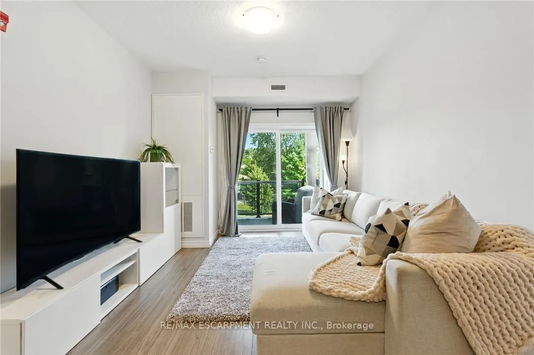Photo 18 of Unit 211, 2605 Binbrook Road, Hamilton, Binbrook — HOMEH