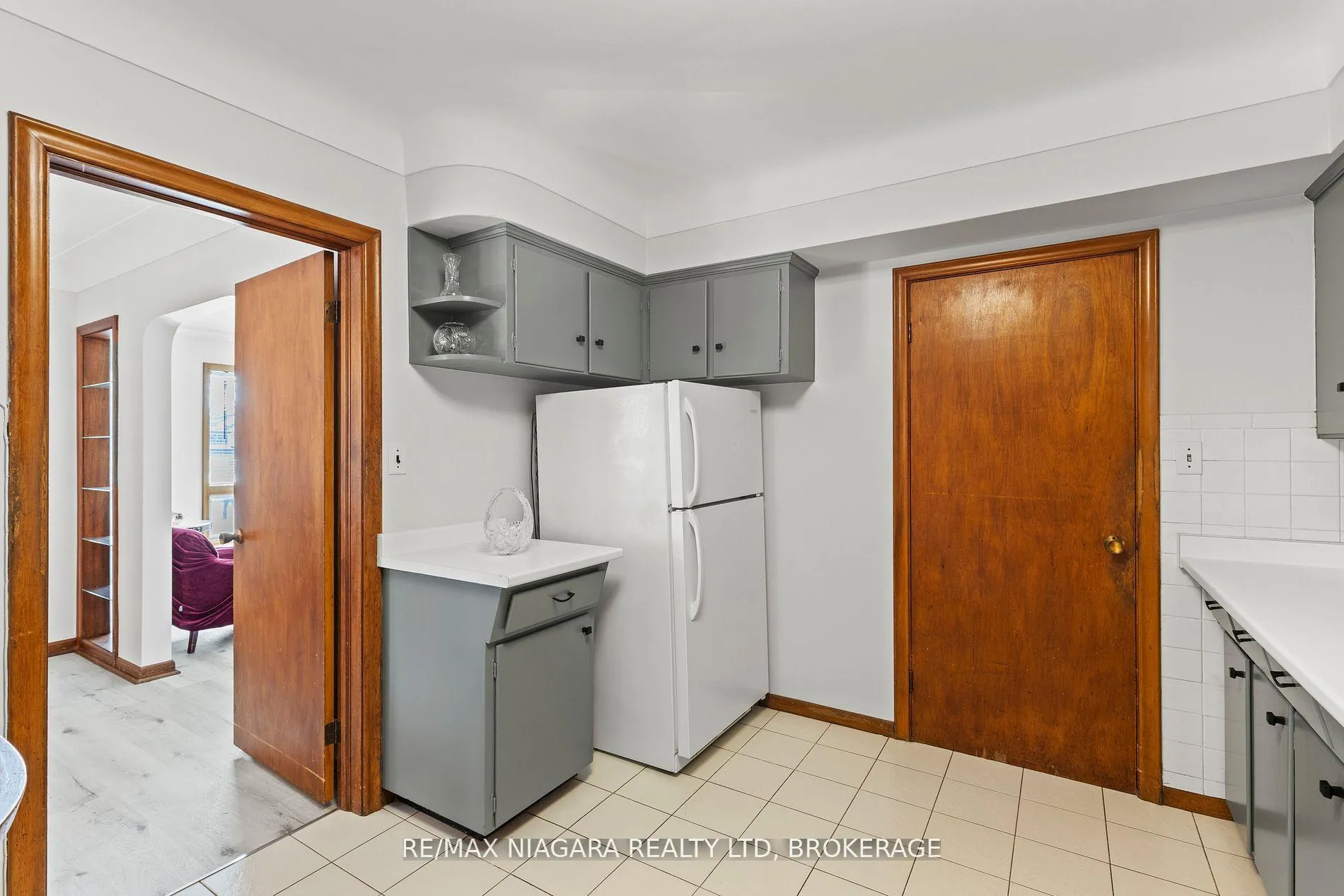 Photo 17 of 85 Glendale Avenue, St. Catharines, Glendale/Glenridge — HOMEH