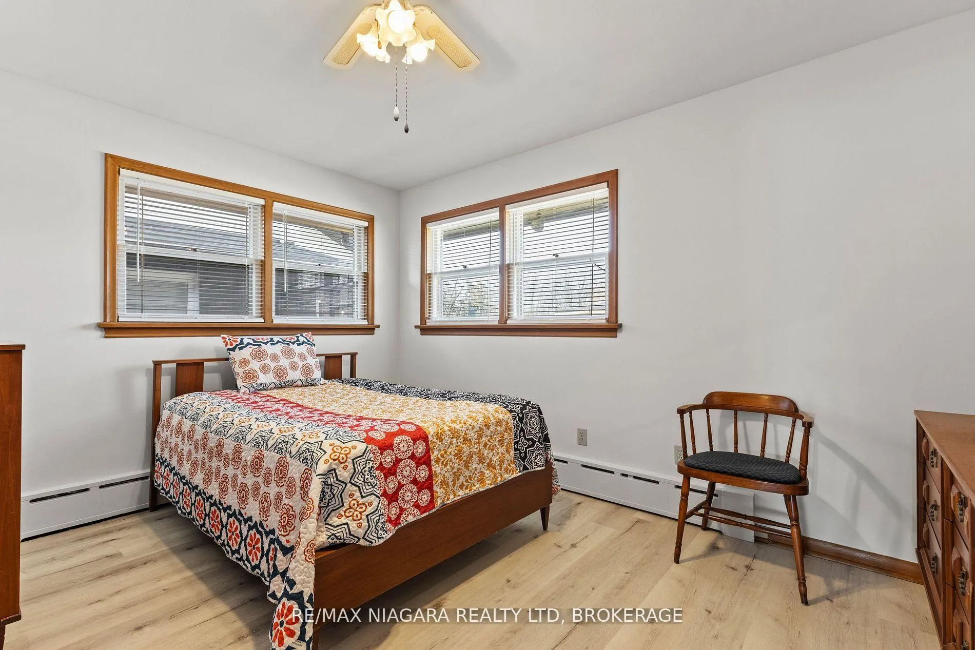 Photo 19 of 85 Glendale Avenue, St. Catharines, Glendale/Glenridge — HOMEH