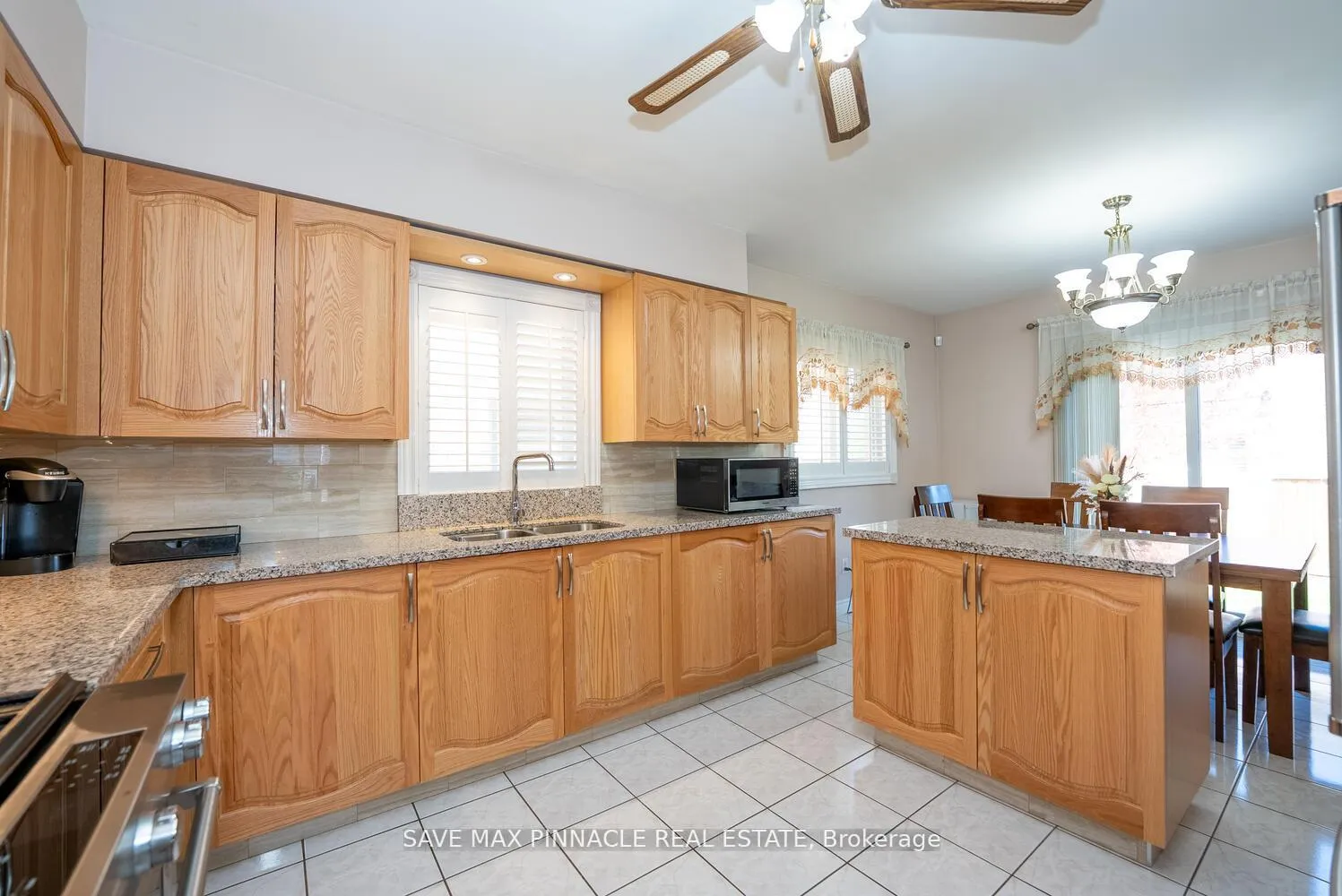 Photo 15 of 1 Ashton Drive, Vaughan, Maple — HOMEH