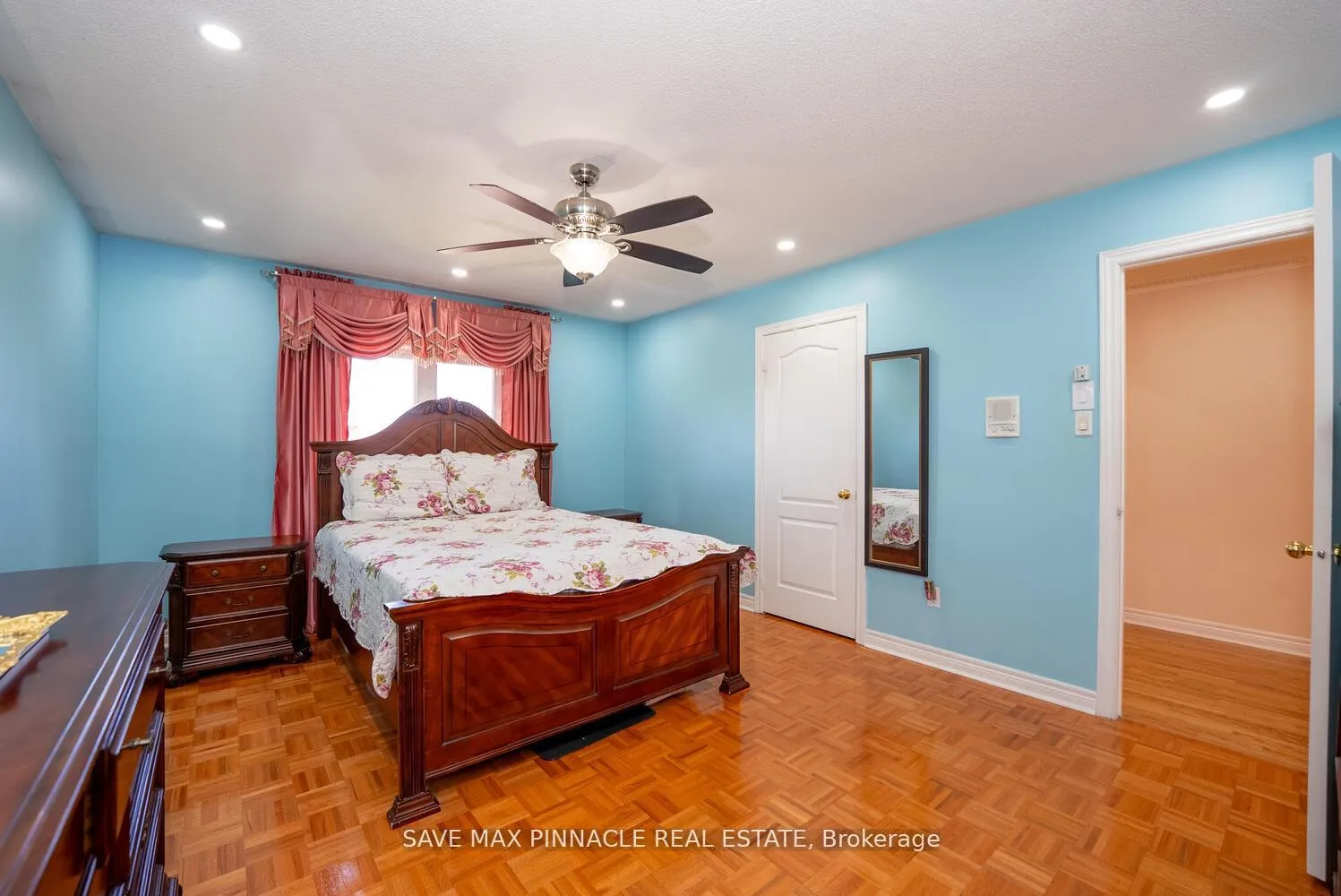 Photo 38 of 1 Ashton Drive, Vaughan, Maple — HOMEH