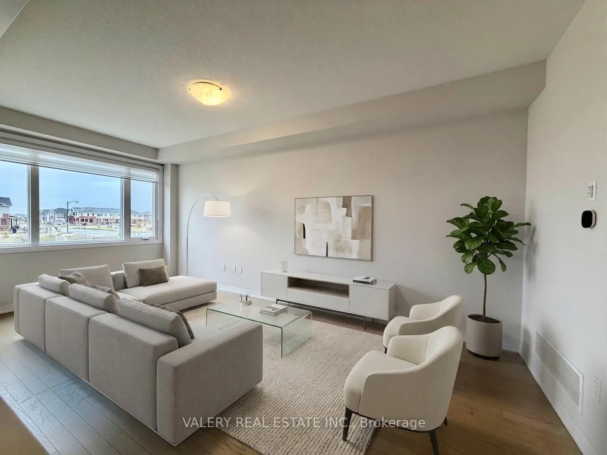 Photo 4 of Unit 18, 420 Newman Drive, Cambridge — HOMEH