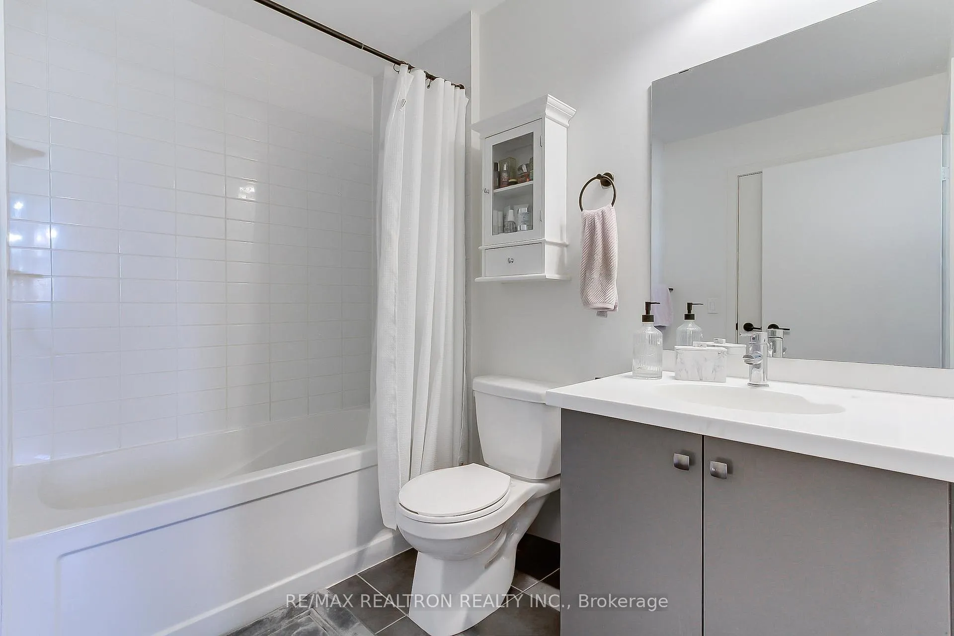 Photo 16 of Unit 242, 555 William Graham Drive, Aurora, Rural Aurora — HOMEH